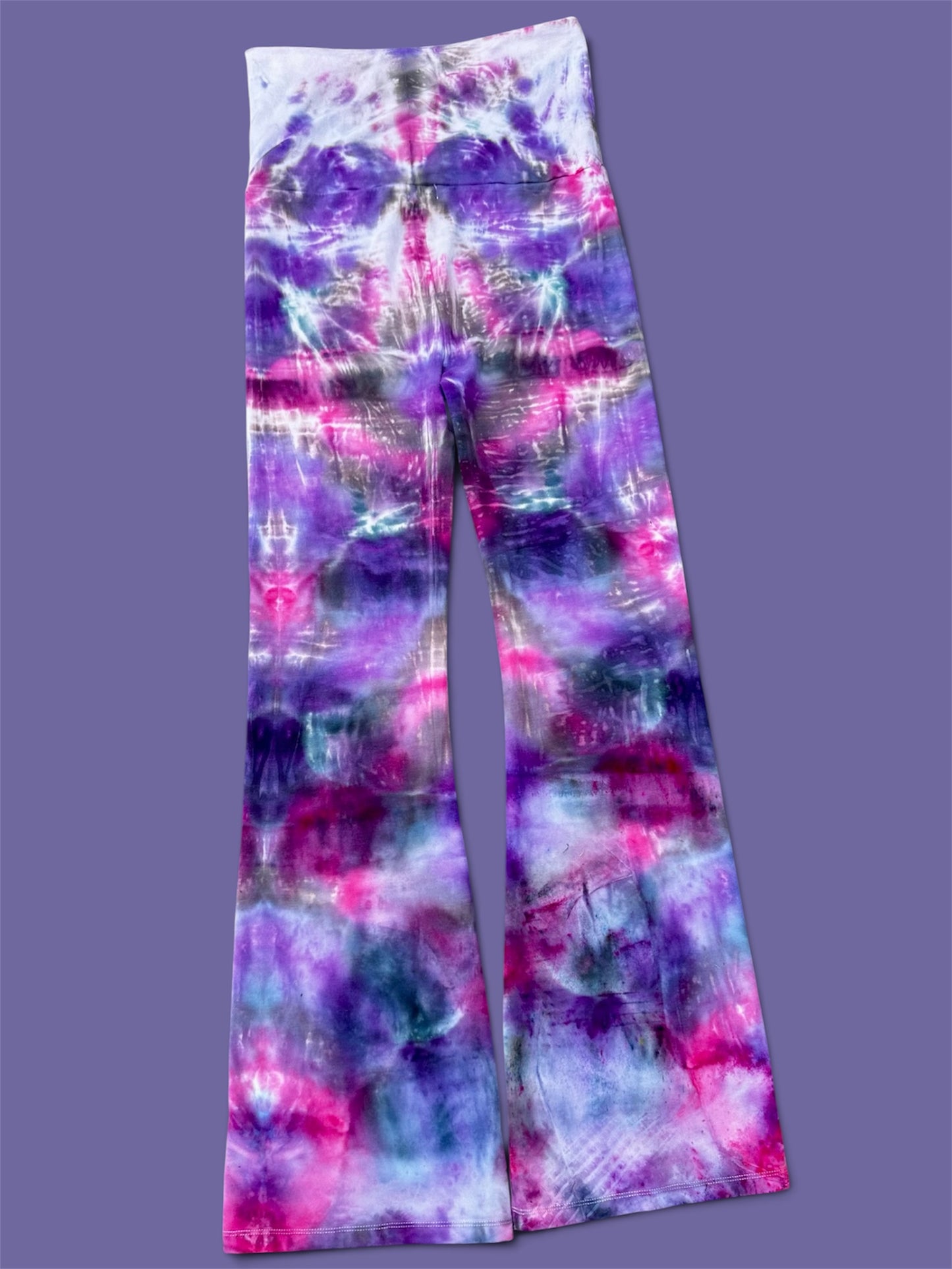 Large Amethyst Aurora Yoga Pants