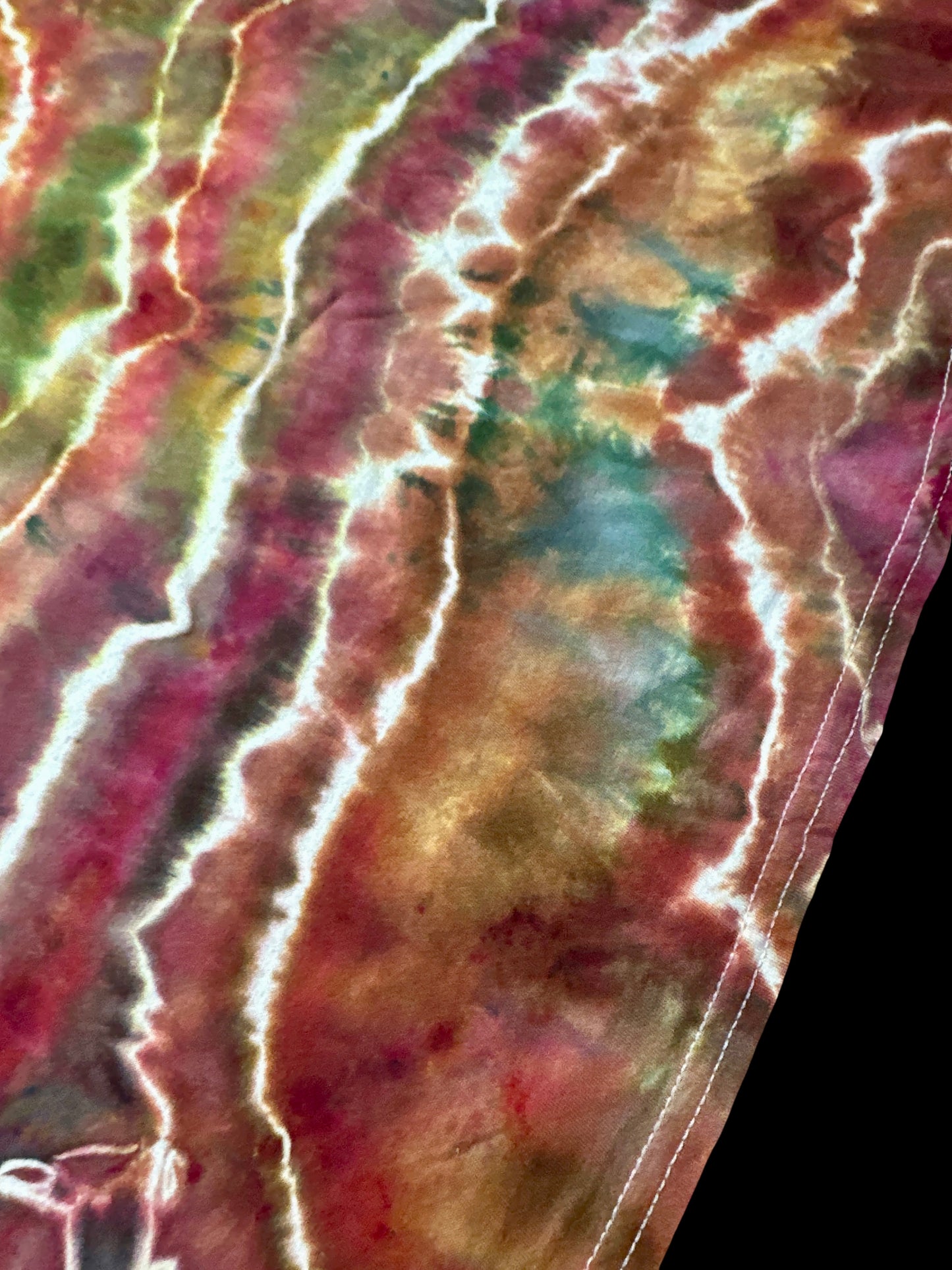 XL Rustic Rainbow Ripple Tee