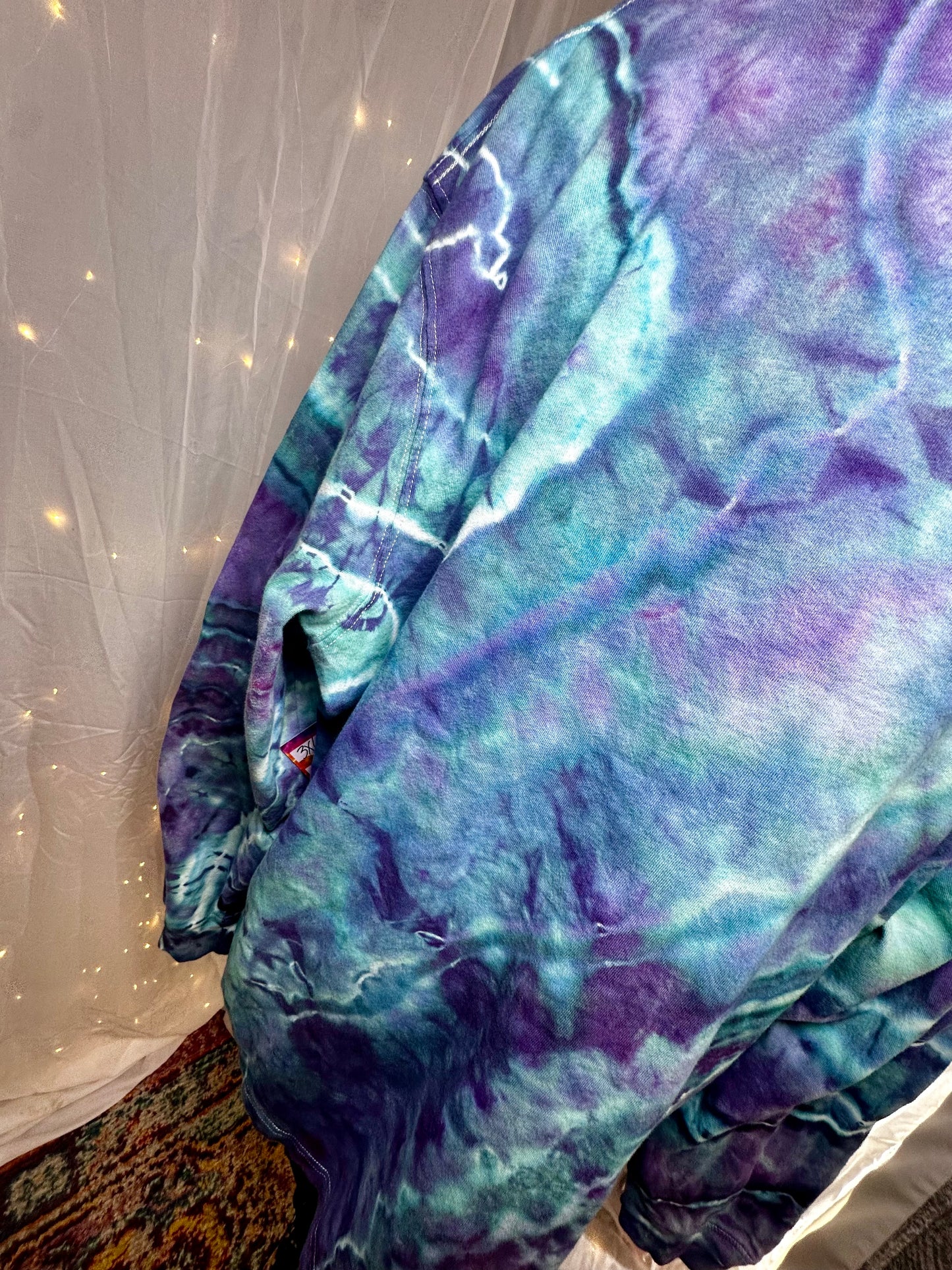 3XL Dreamy Nights Geode Long Sleeve Tee
