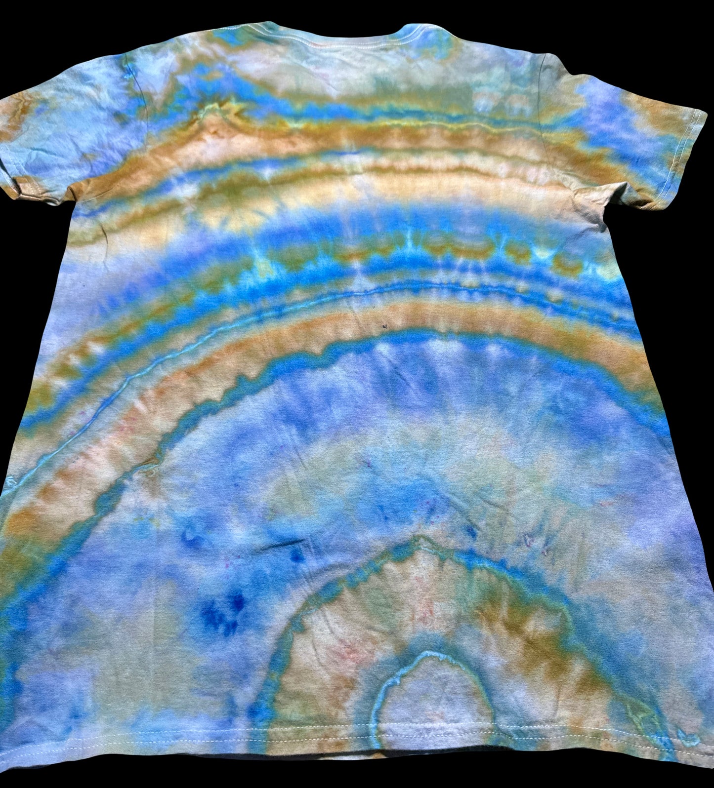 Medium Orbital Earthflow Tee