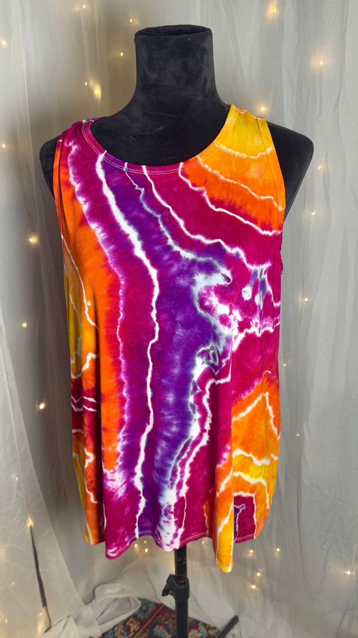Large Sangaria Sunset Geode Tank Top