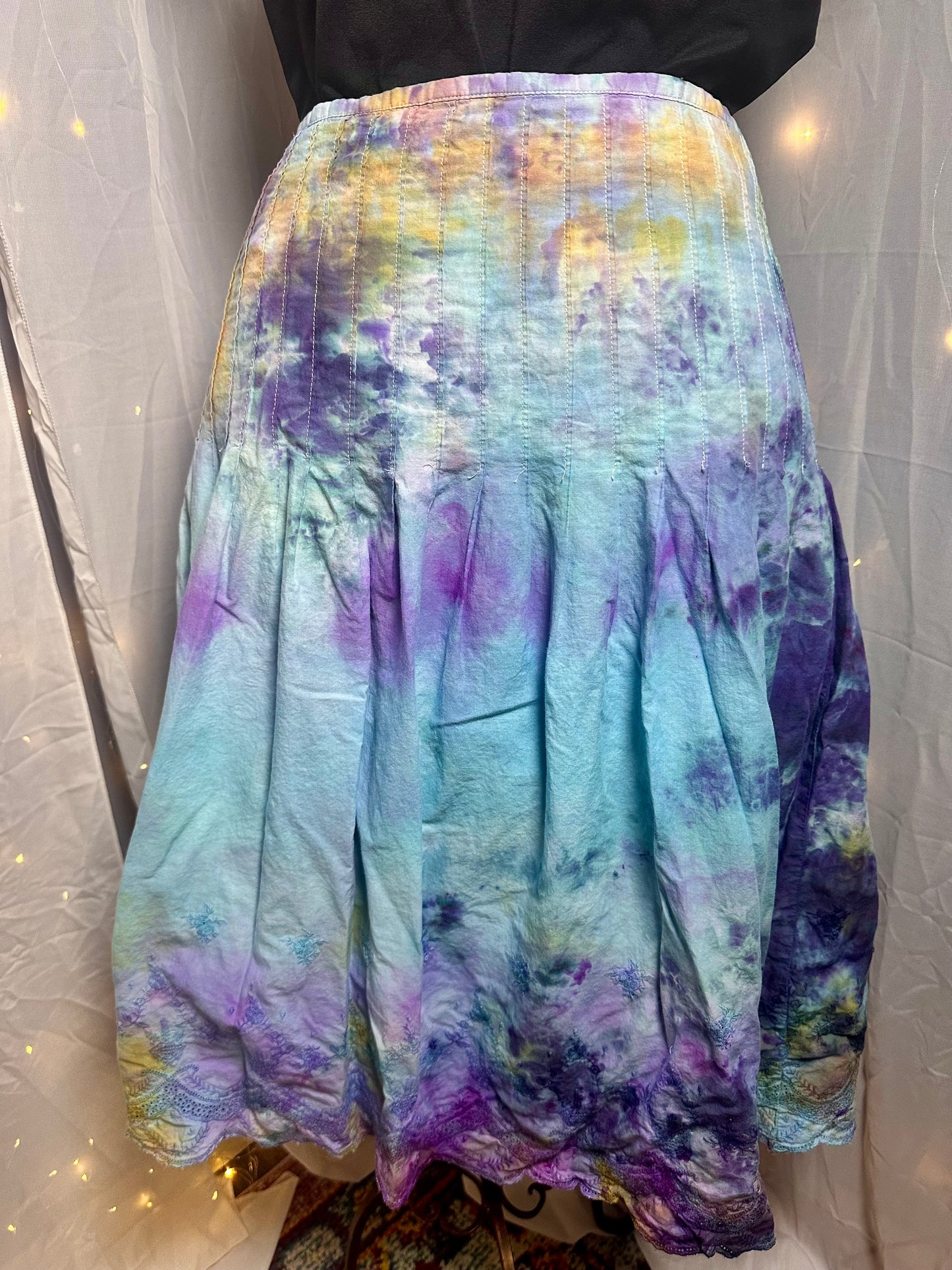 Size 14 Honey Lavender Fields Skirt *Upcycle*