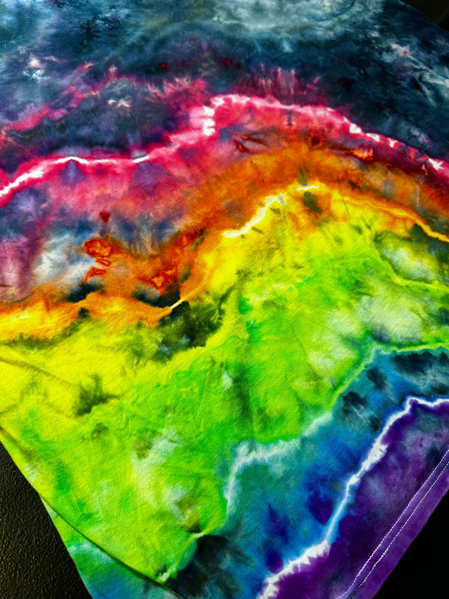 5XL Electric Rainbow Geode Tee