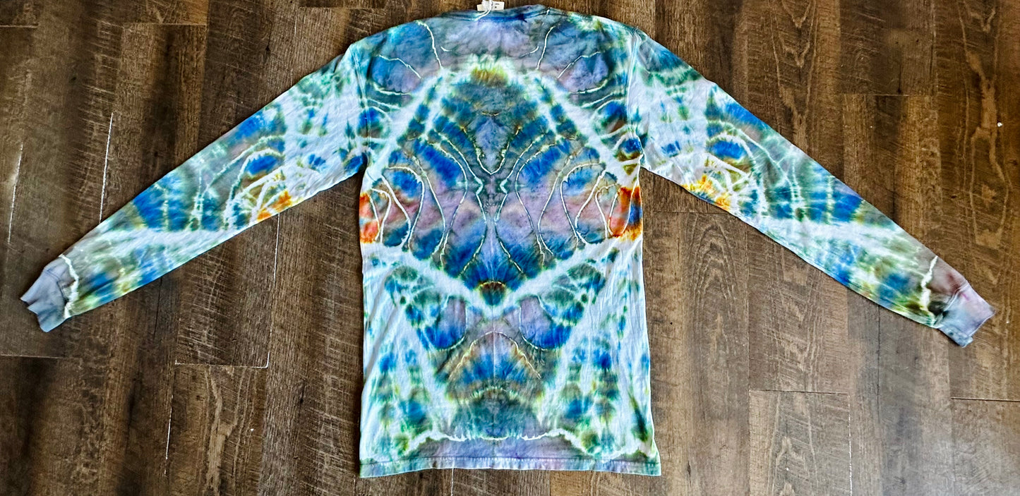 Small Long-sleeved Tee