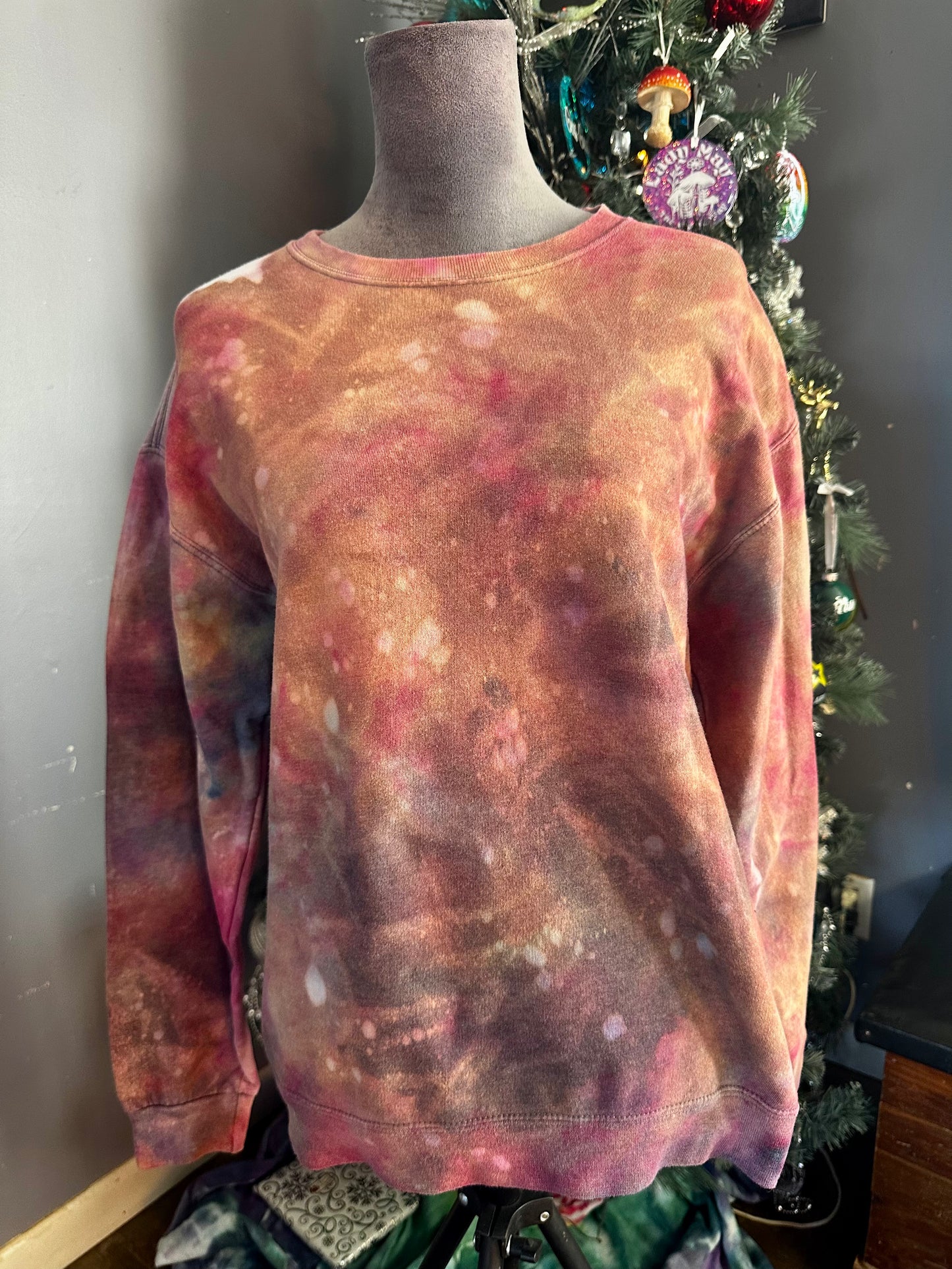 Medium reverse dyed crewneck sweatshirt