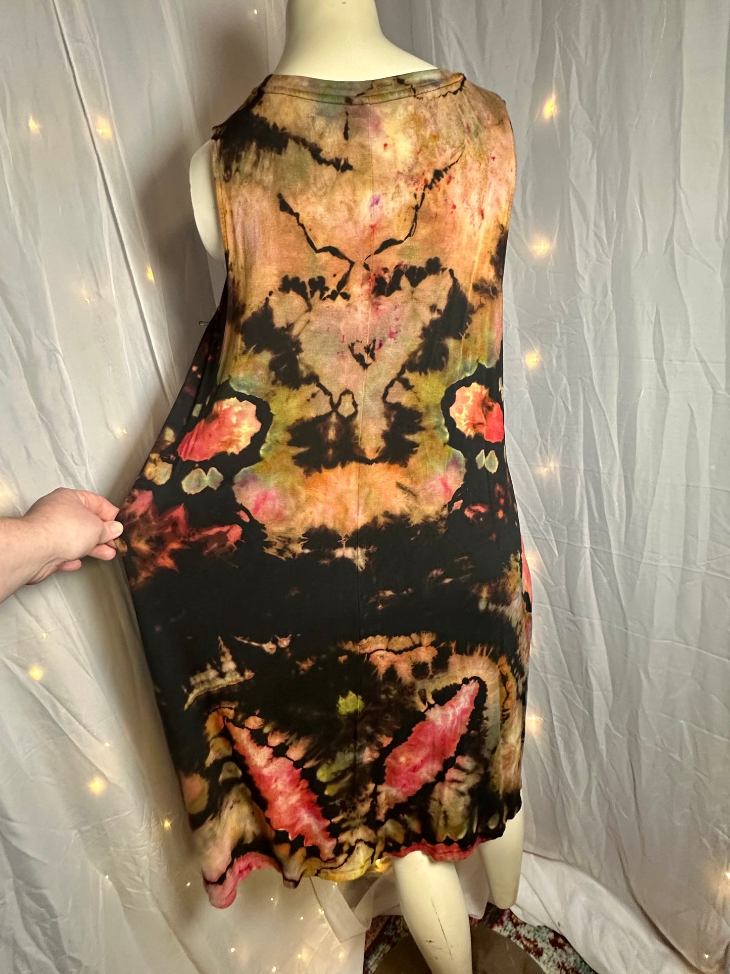 XL Wild Red Daisy Swing Dress