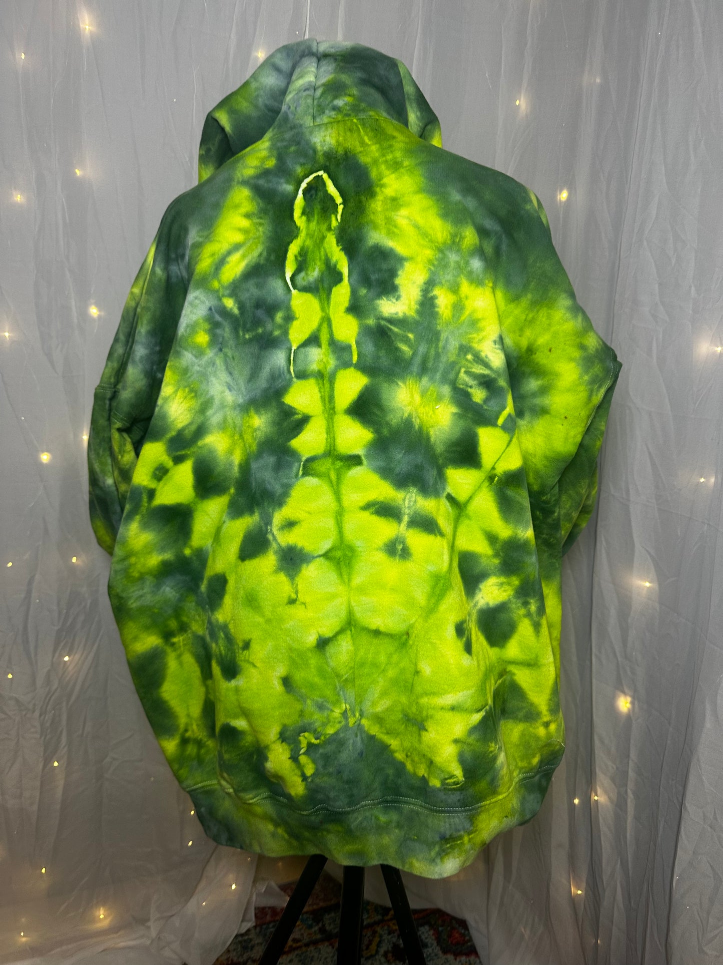 XL Hidden Lord’s Lettuce Hoodie – Hanes Cotton Blend