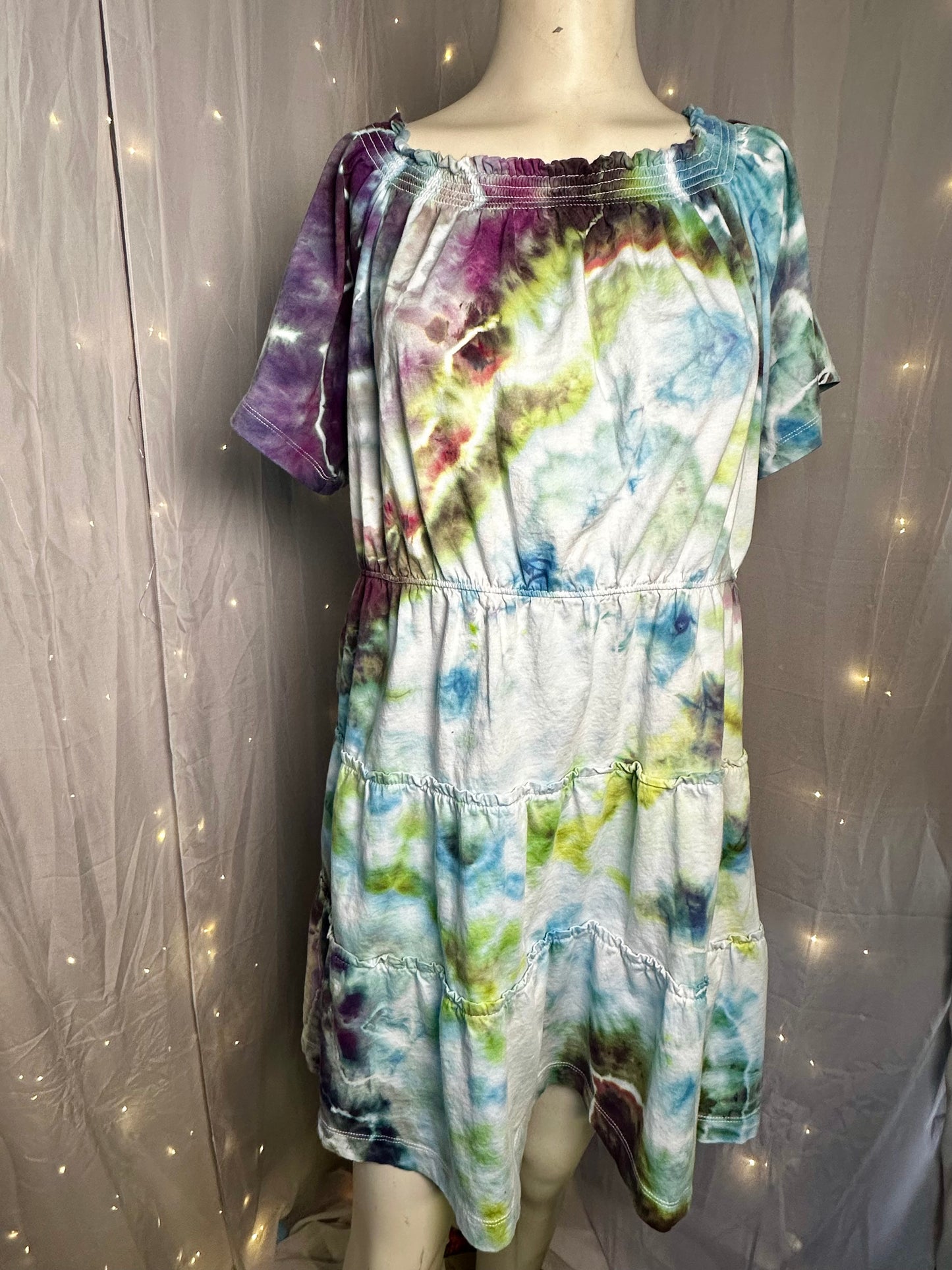XL Dewdrop Hollow Tiered T-Shirt Dress