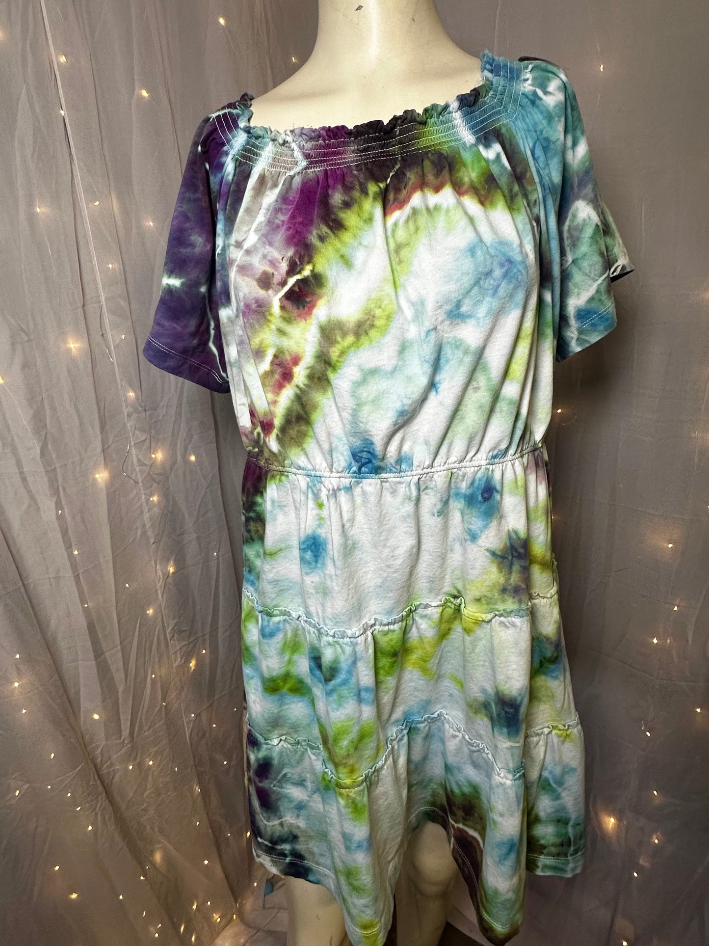 XL Dewdrop Hollow Tiered T-Shirt Dress
