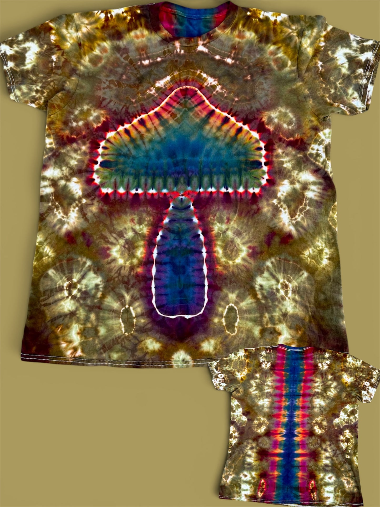 Medium Rustic Grove Mushroom Tee