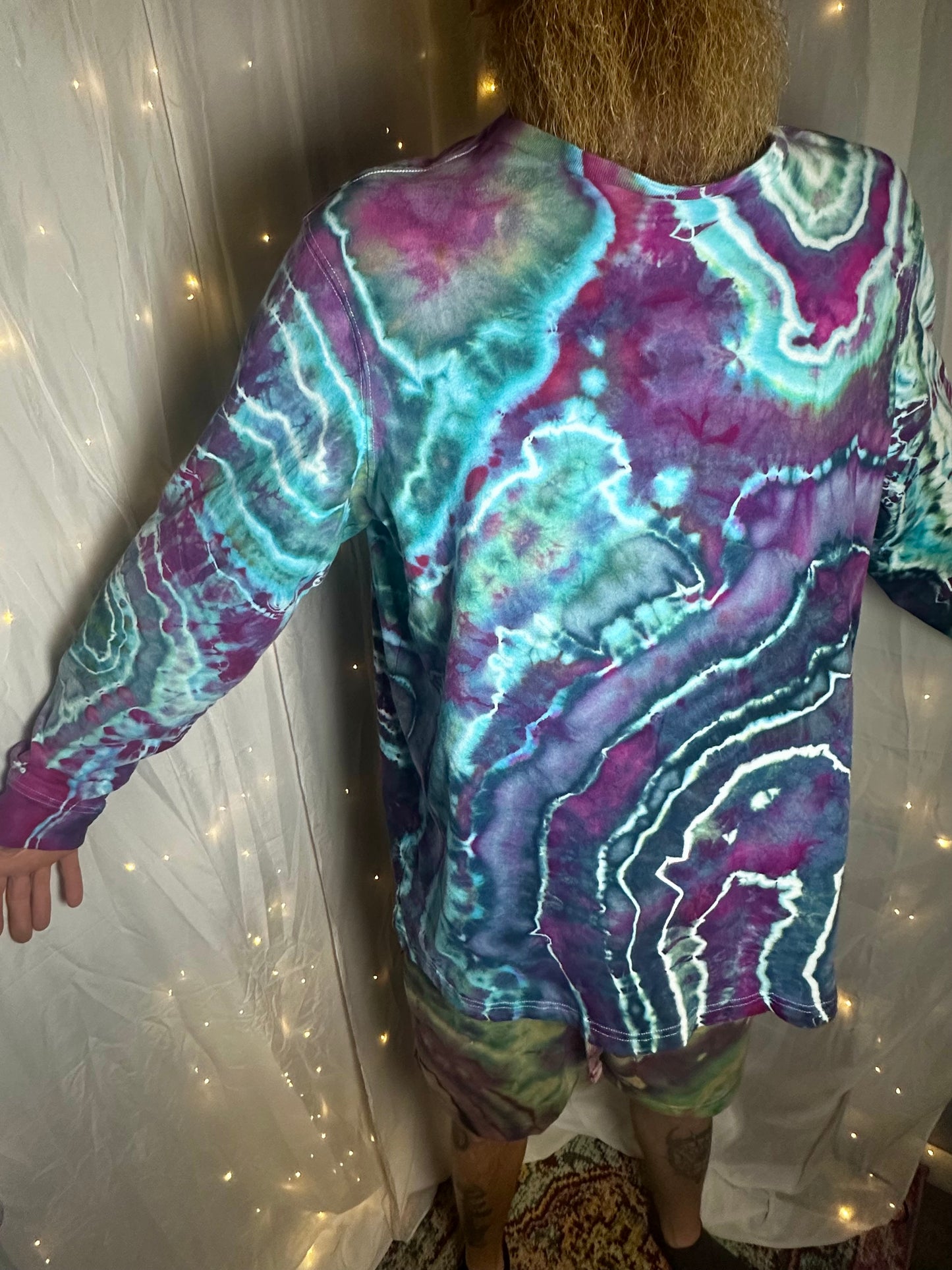 2XLT Galaxy Tide Geode Long Sleeve Tee
