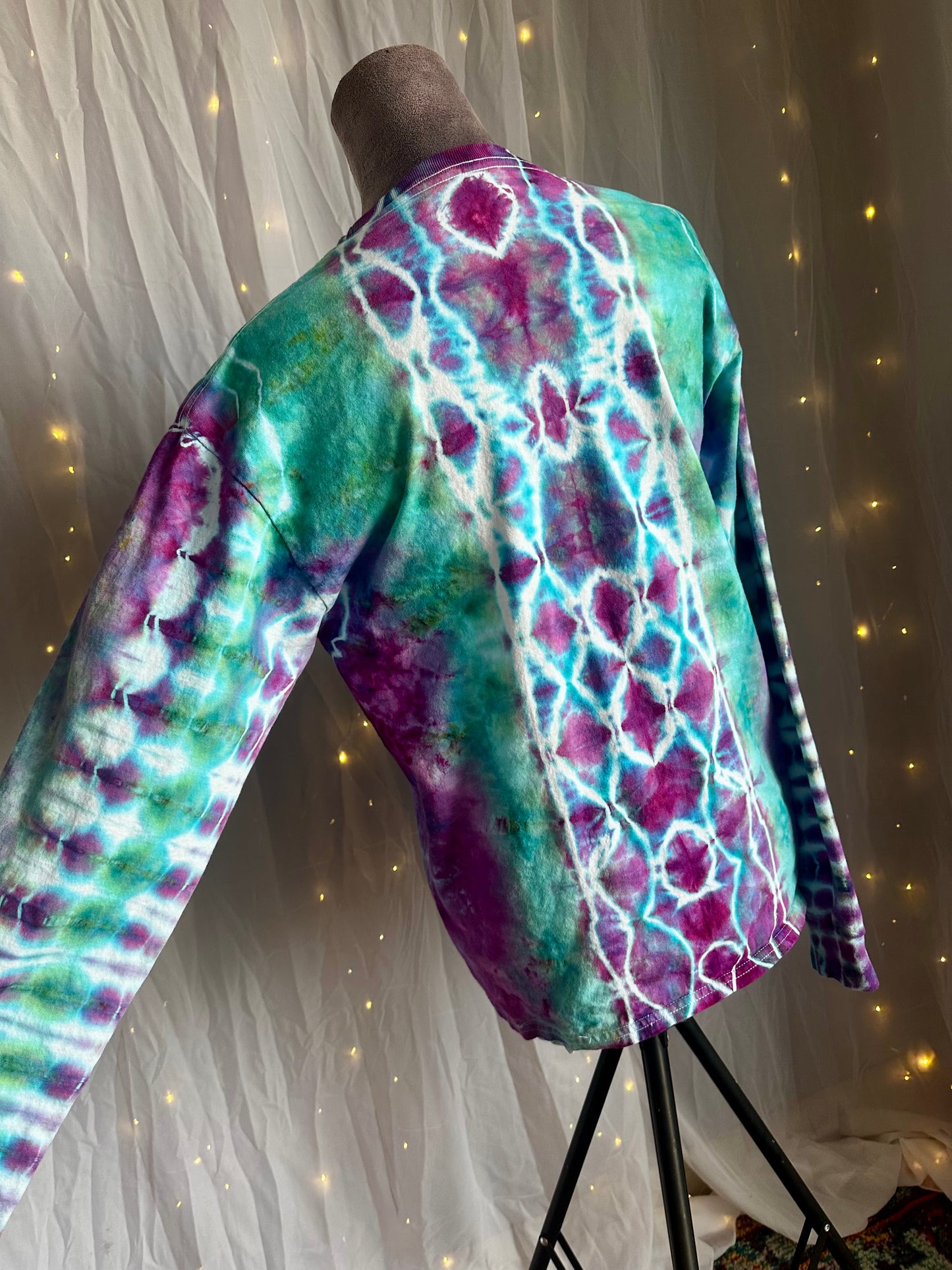 Medium Violet Vortex Long Sleeve T-shirt