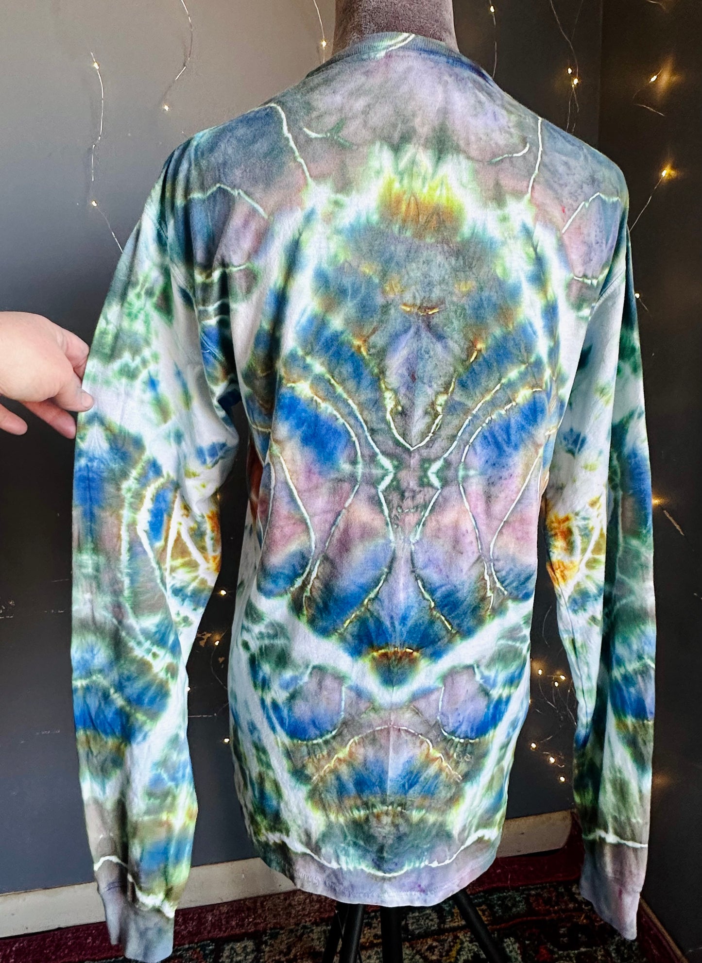 Small Long-sleeved Tee