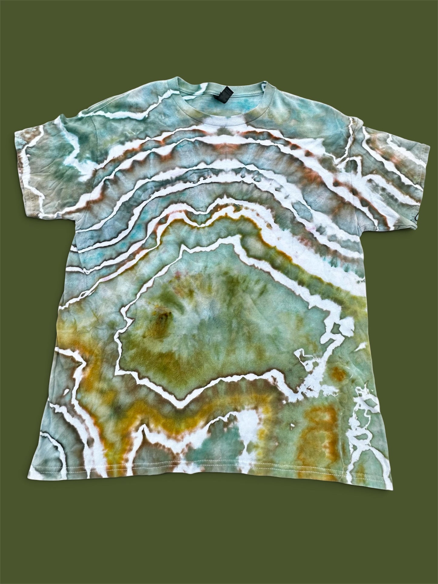 Large Orbital Earthflow Tee