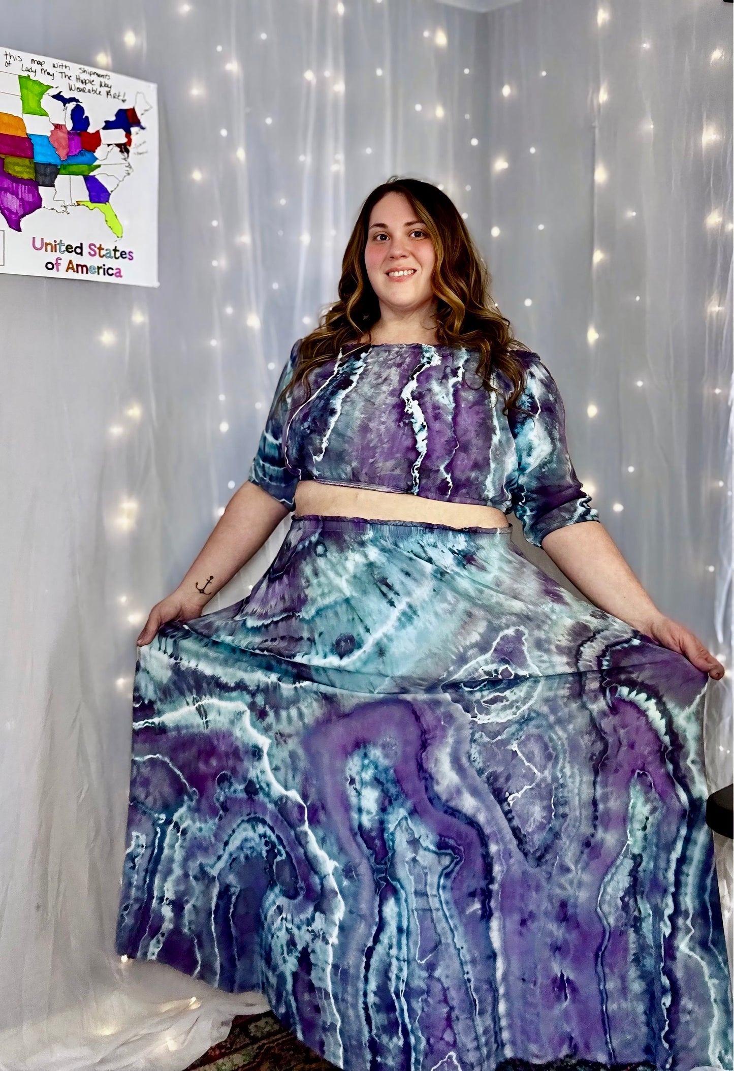 1X Dreamy Nights Geode Two piece Skirt Set
