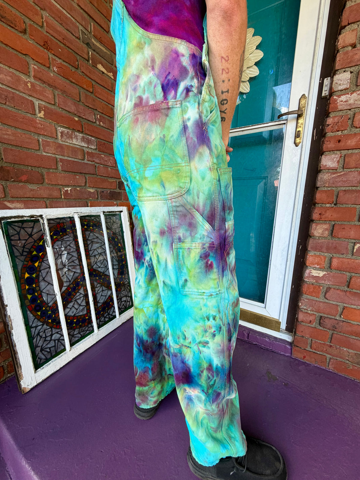 Small Groovy Grunge Overall Bibs – Hand-Dyed BDG Utility Overalls