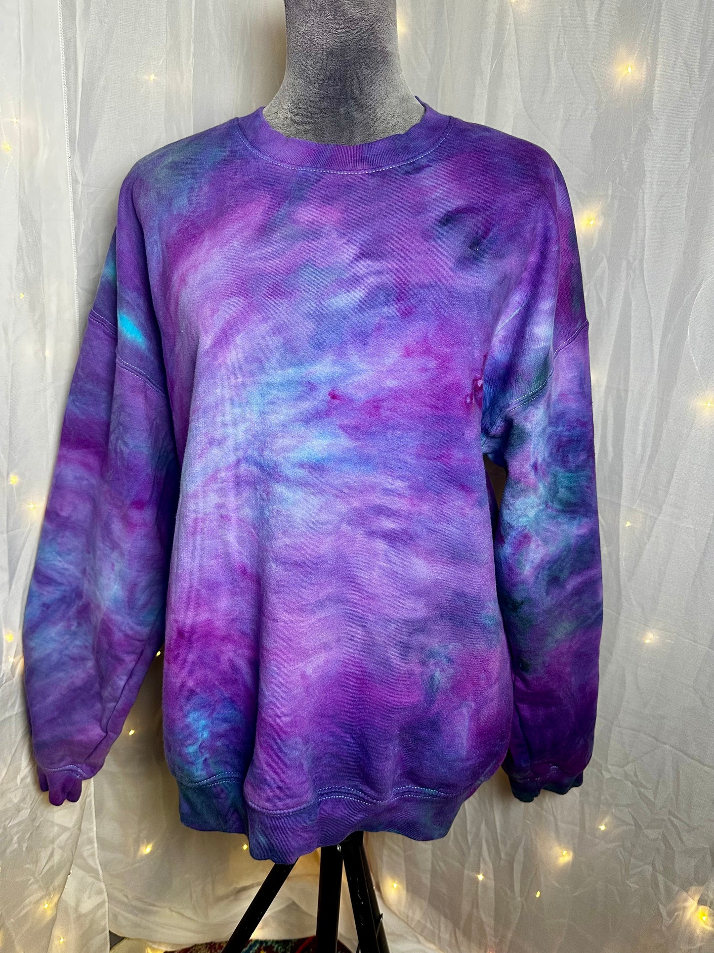 XL Amethyst Nebula Tie-Dye Crewneck Sweatshirt