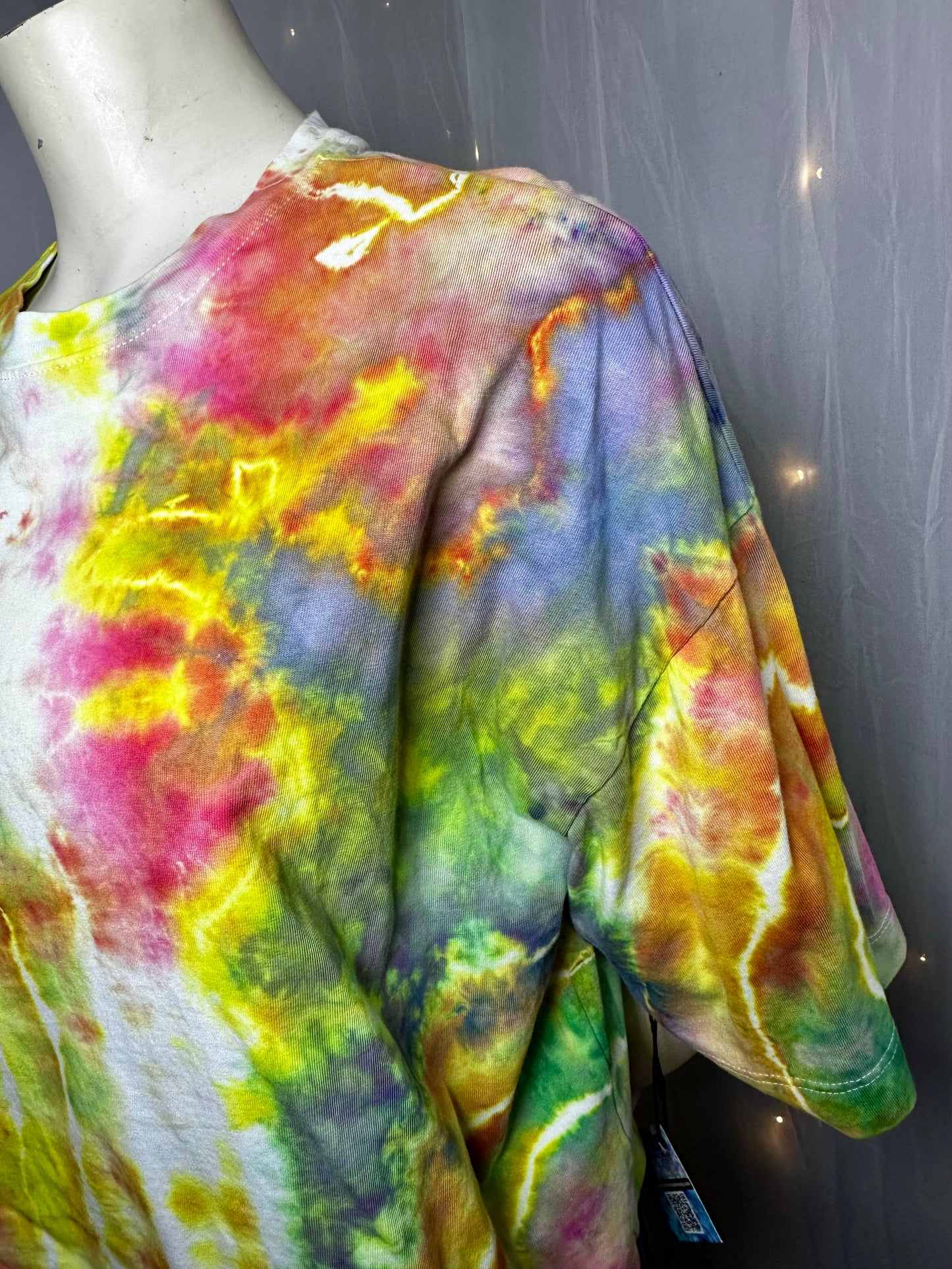 Large Electric Wildflower Storm Crop Tee