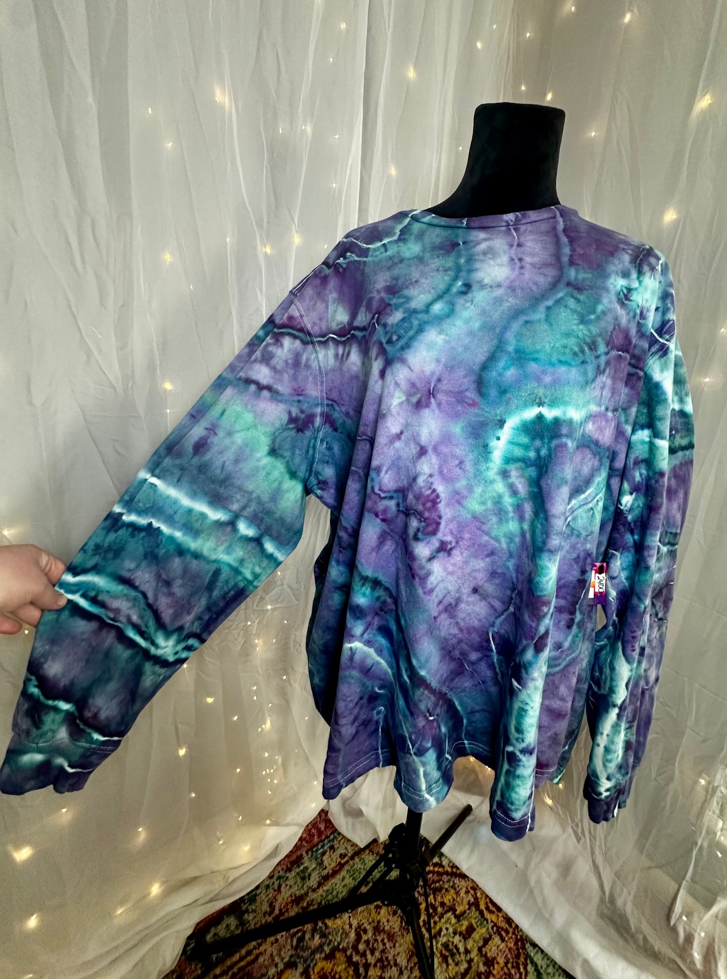 3XL Dreamy Nights Geode Long Sleeve Tee