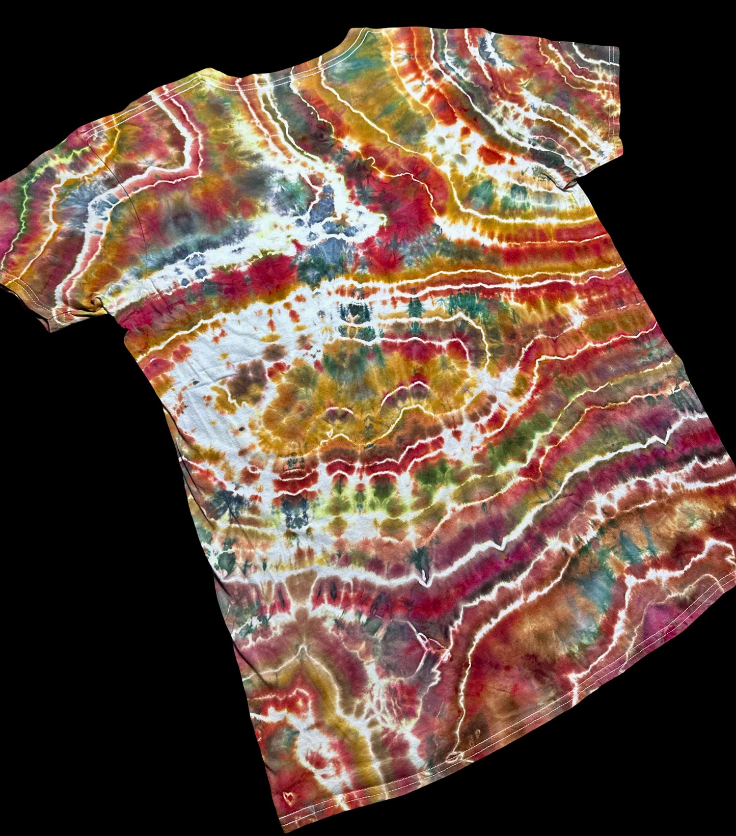 XL Rustic Rainbow Ripple Tee