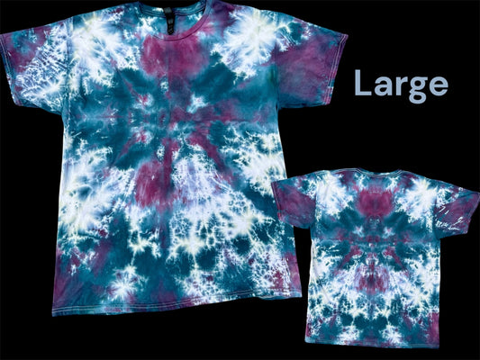 Large Phantom Embrace Tee