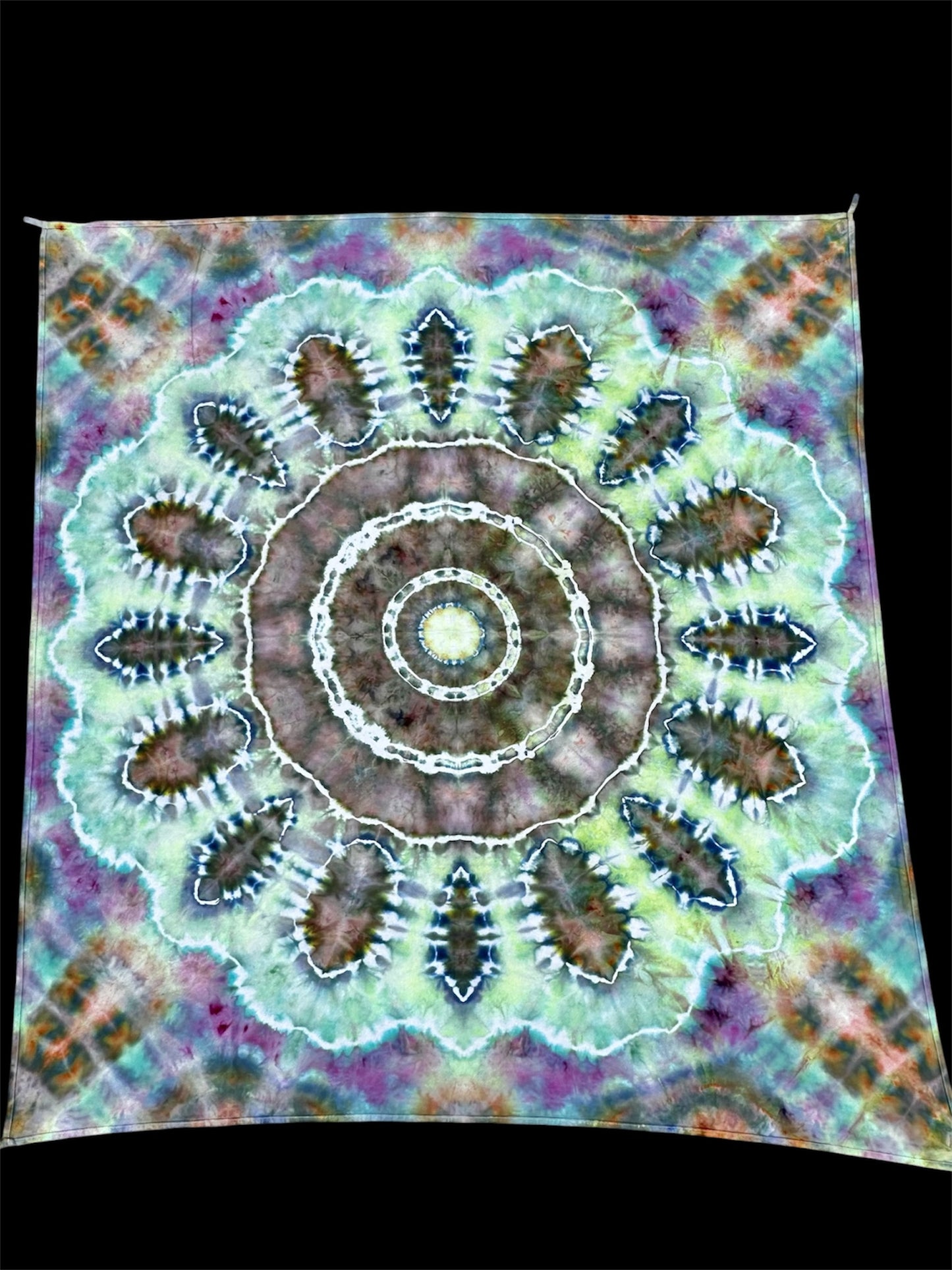 Moonlit Moss Mandala Tapestry *UV REACTIVE*