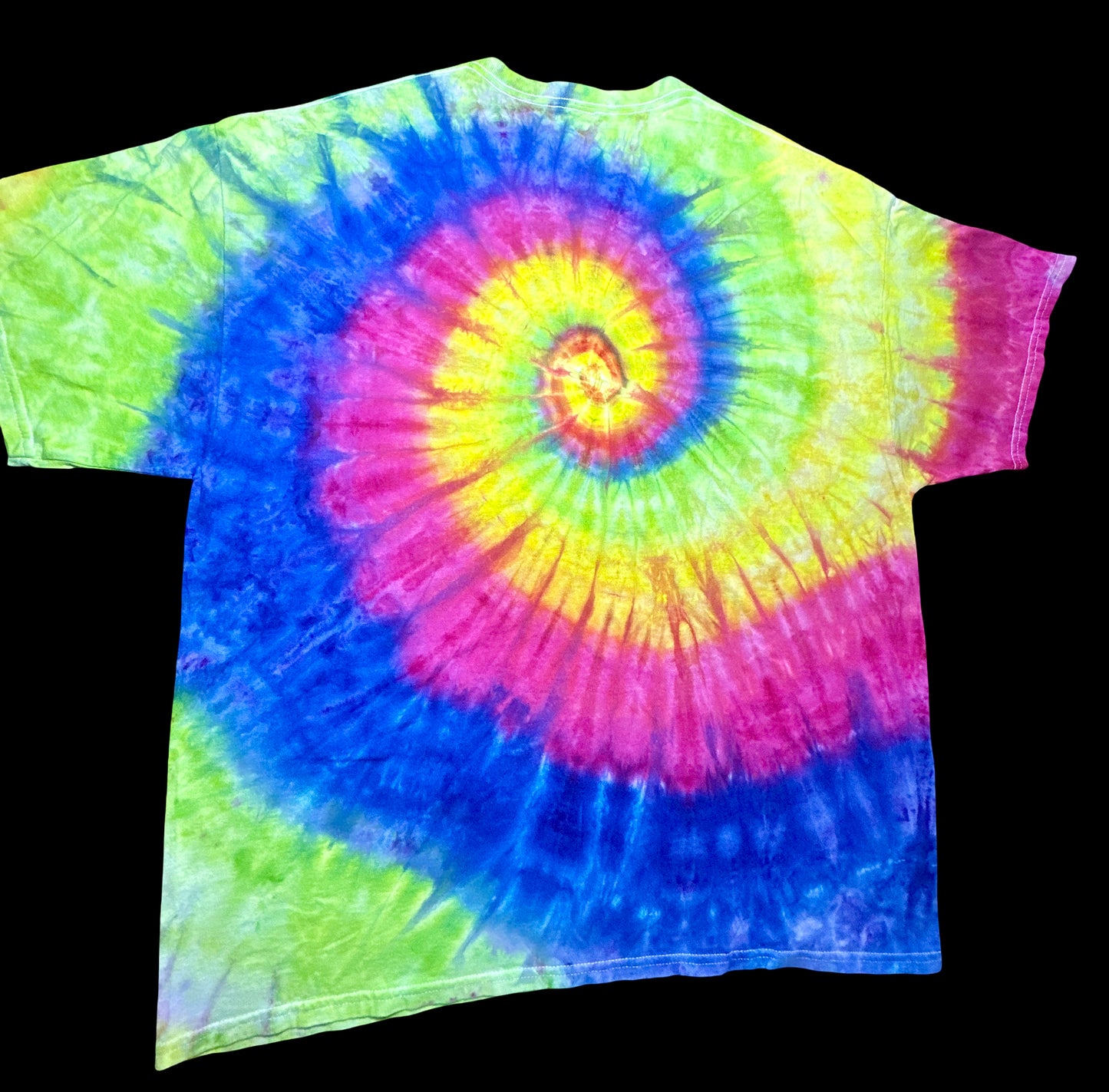 2XL Neon Wave Spiral Tee