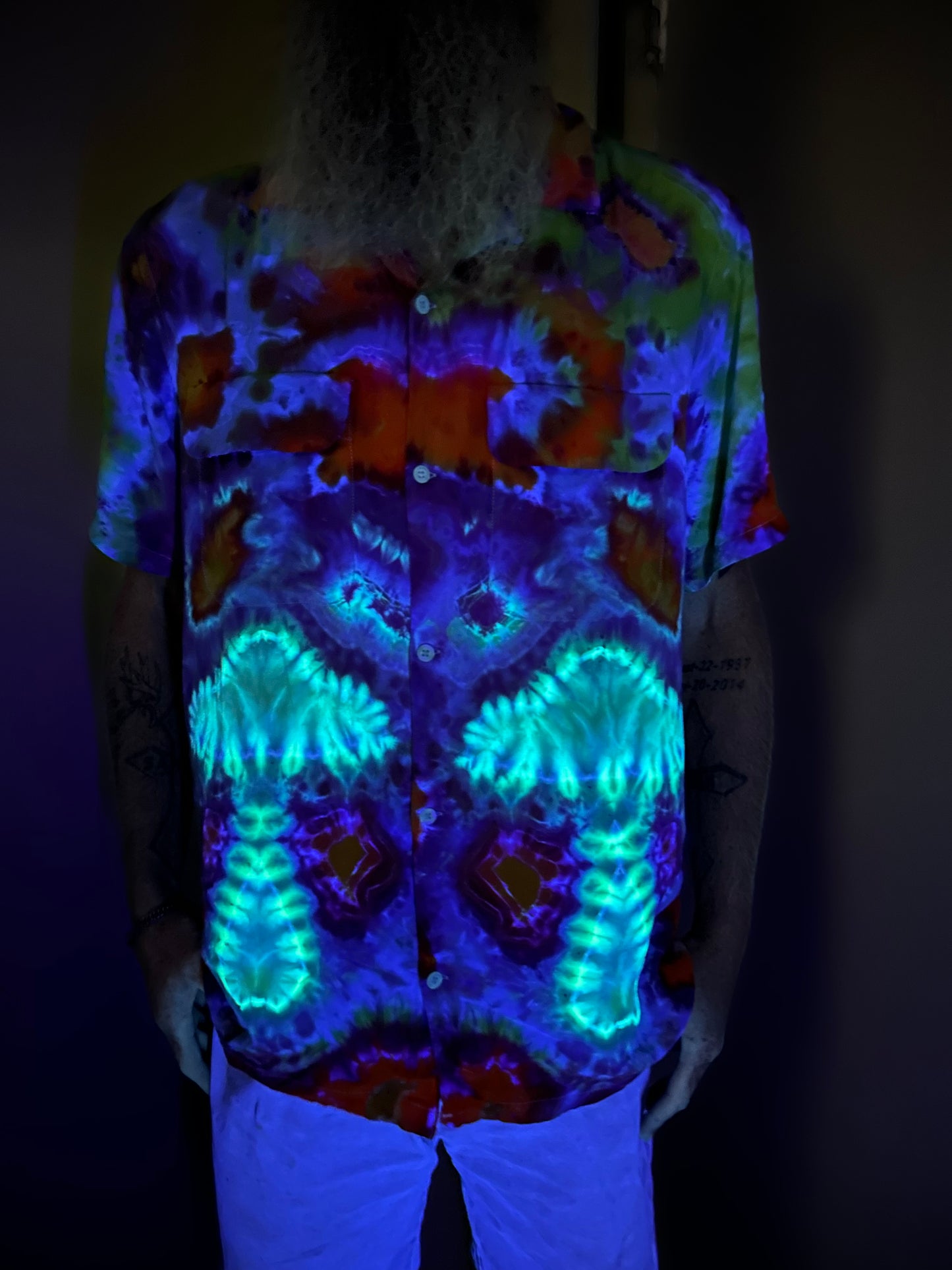 Large Tall Bioluminescent Mycelium Button-Up Shirt
