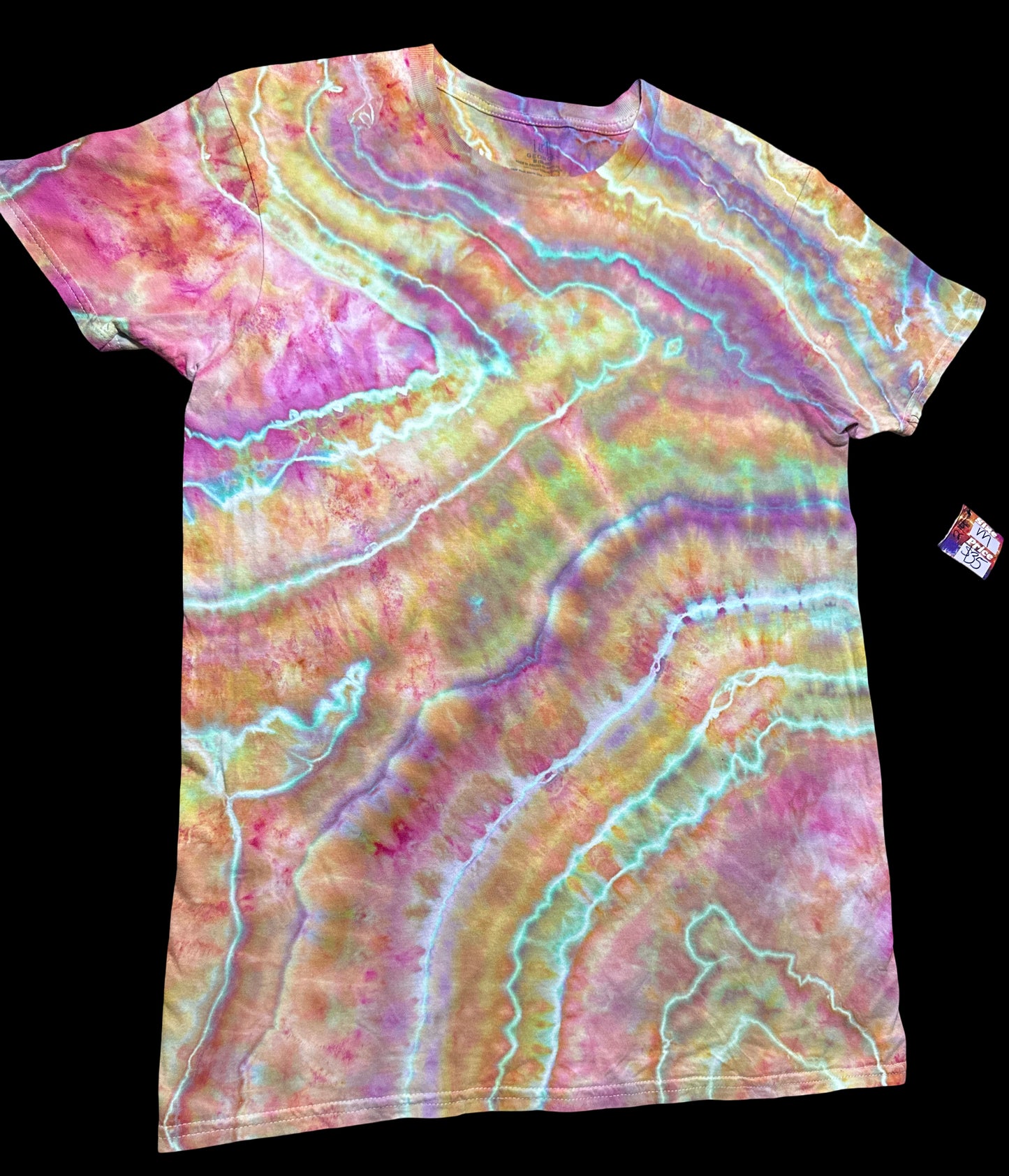 Medium Iridescent Opal Canyon Tee