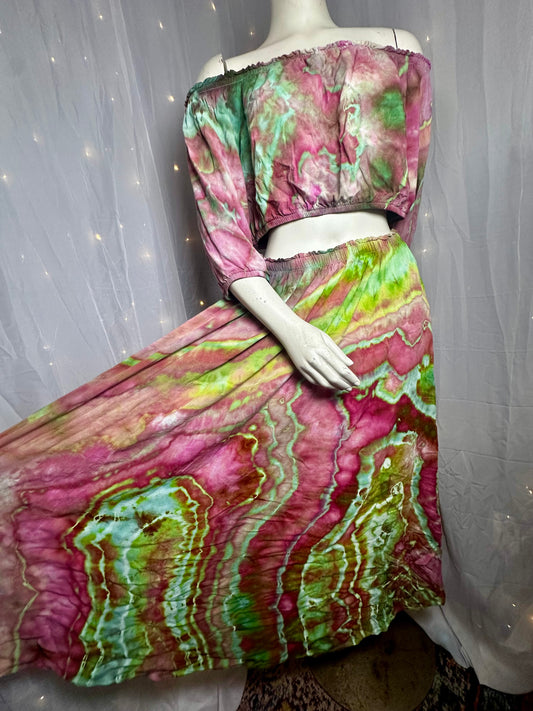 Medium/Large Woodstock Dream Two Piece Set *read measurements*