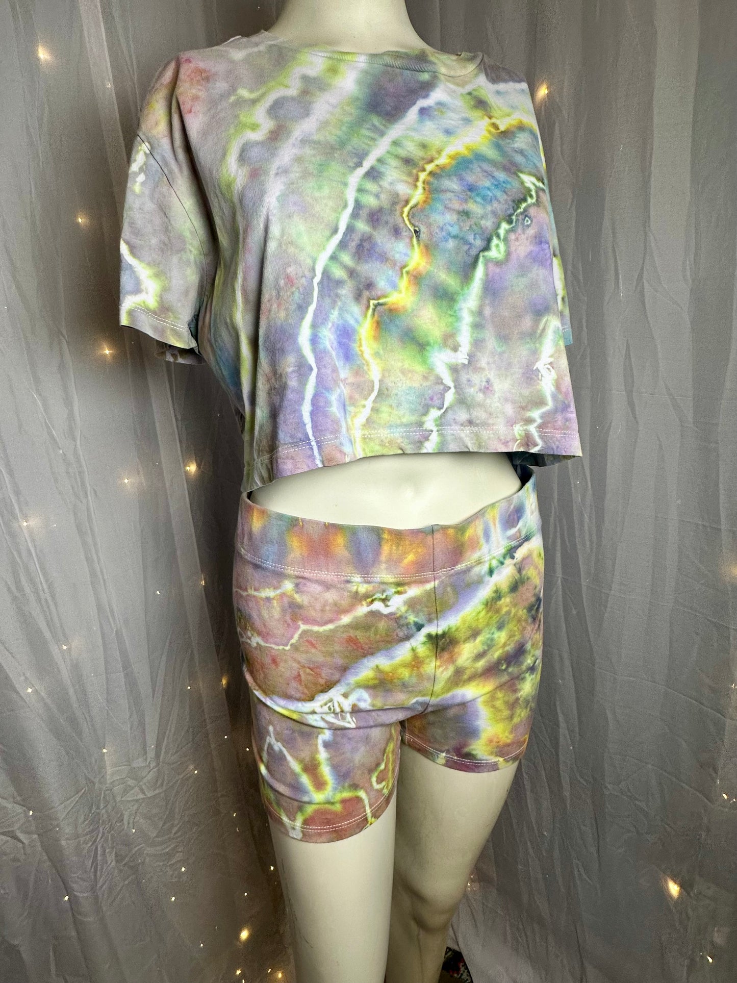 XL Violet Voltage Biker Shorts
