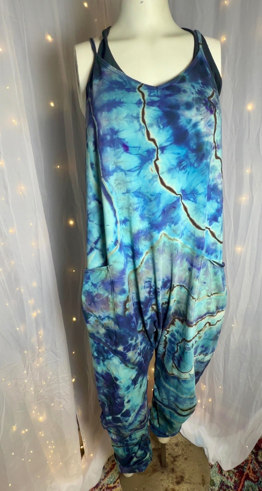 Large Dreamy Nights: Indigo Wave Wanderer Harlem Jumper