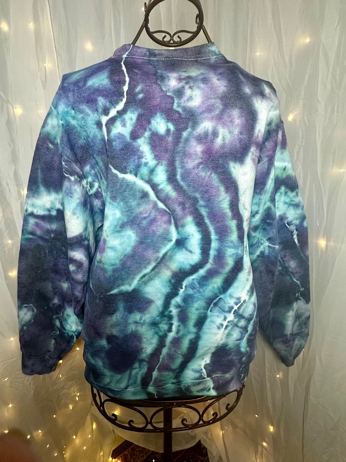Large Dreamy Nights Crewneck Sweatshirt with kangeroo pouch