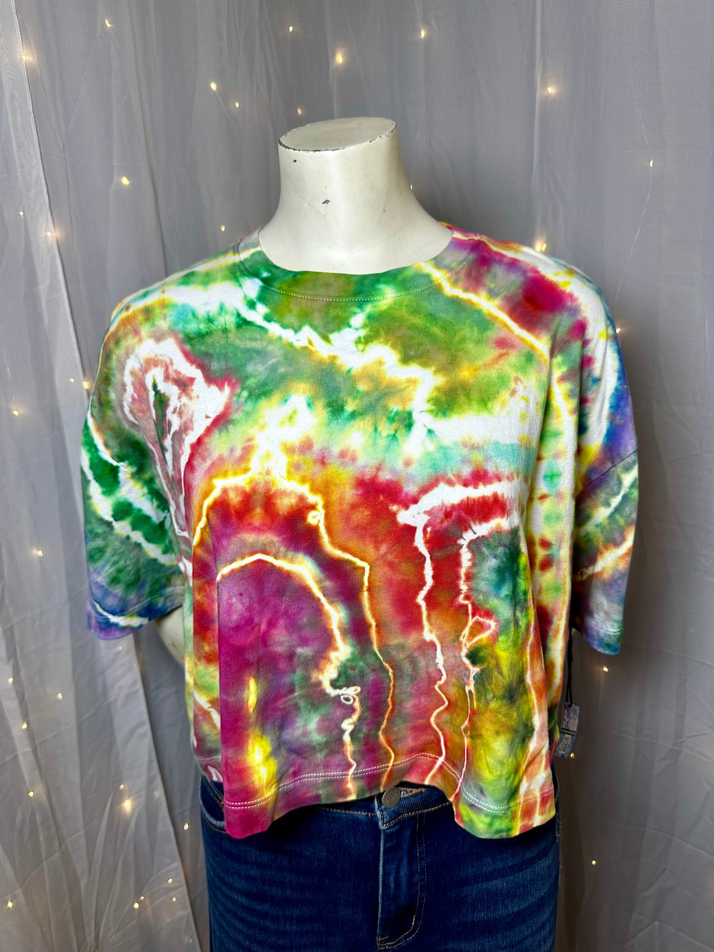Medium Neon Canyon Surge Crop Top