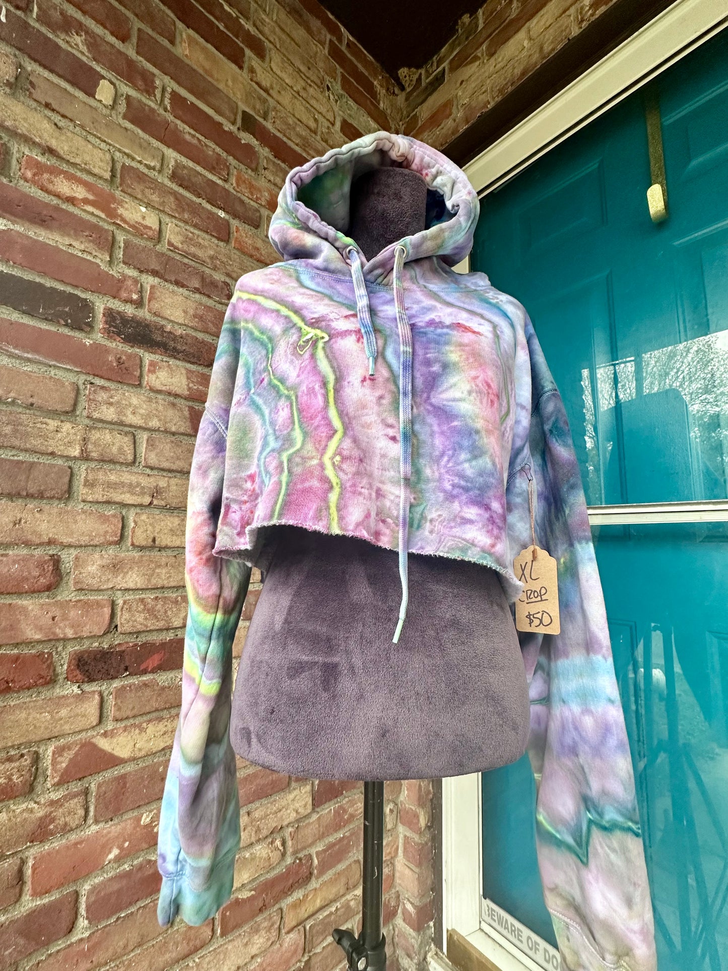 XL Cropped hoodie