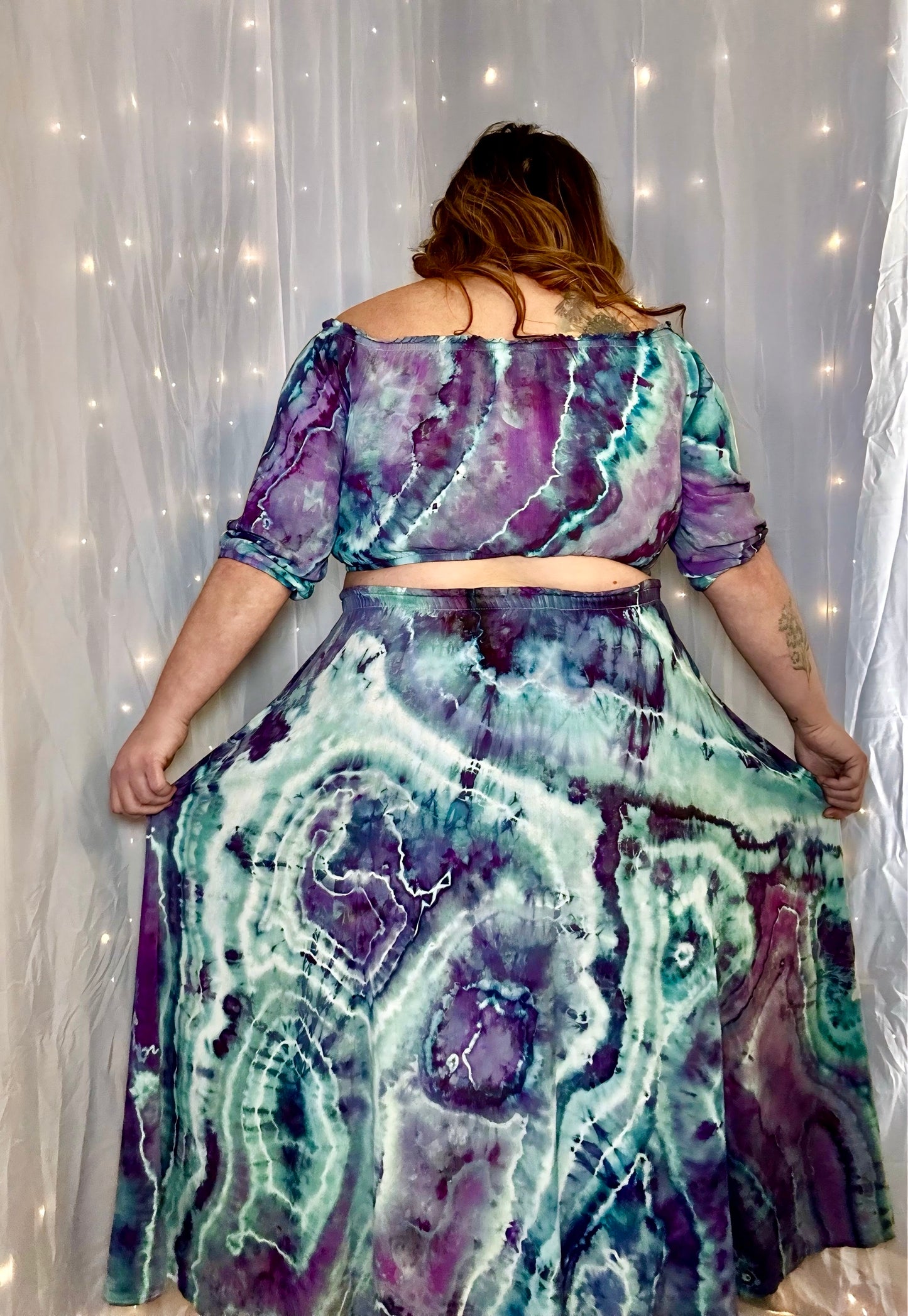 1X Dreamy Nights Geode Two piece Skirt Set