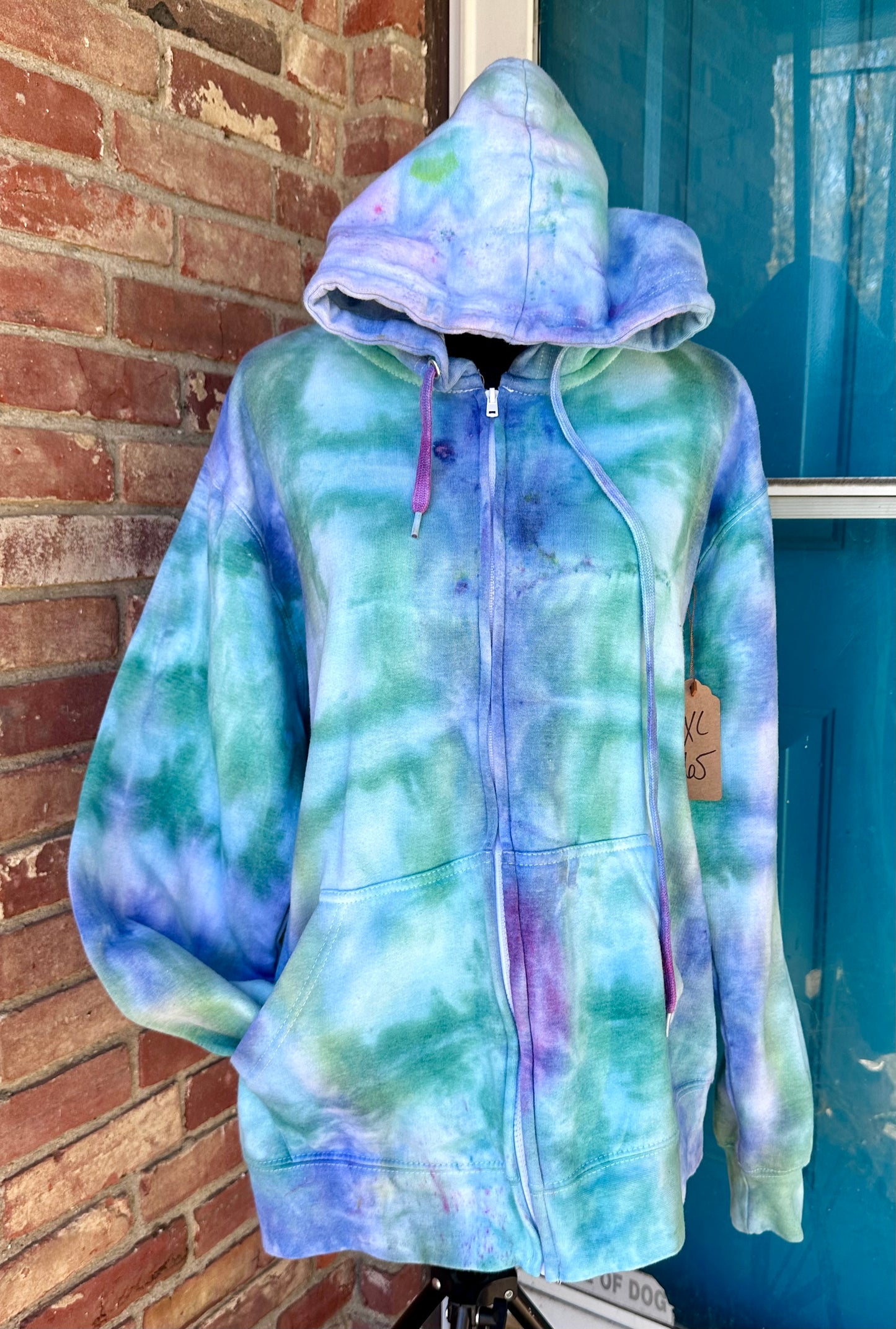 2XL hooded sweatshirt