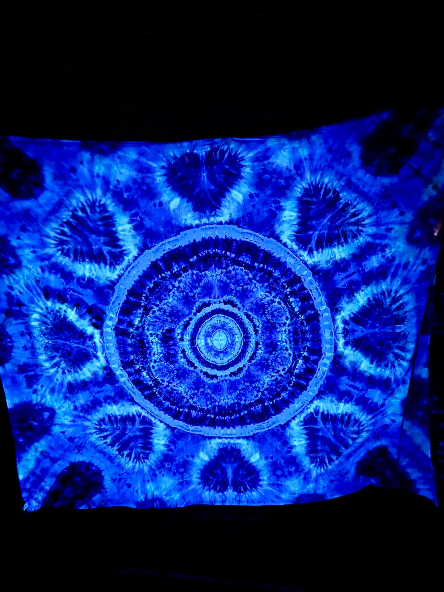 Celestial Heartbeat Tapestry – UV Reactive