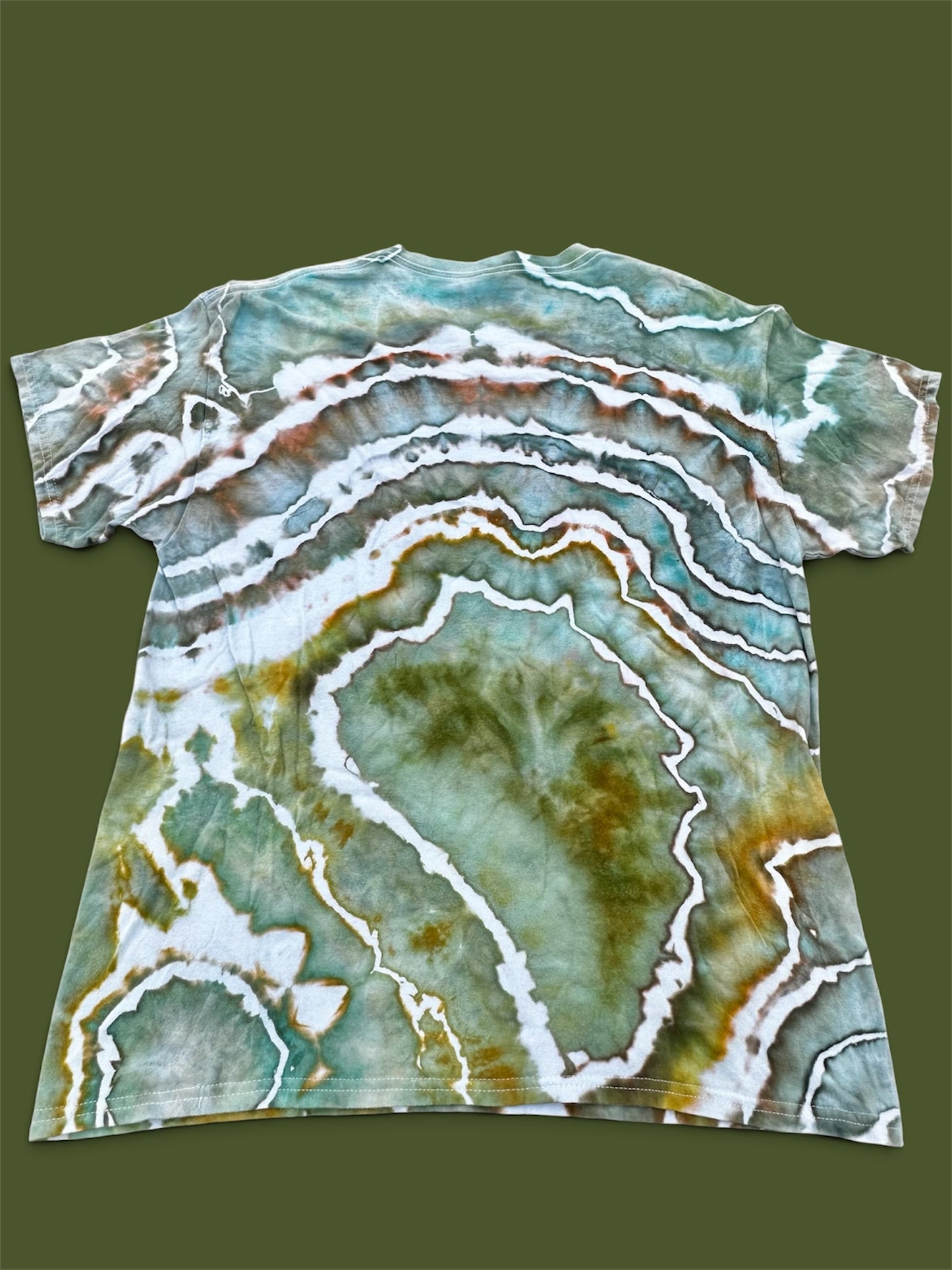 Large Orbital Earthflow Tee