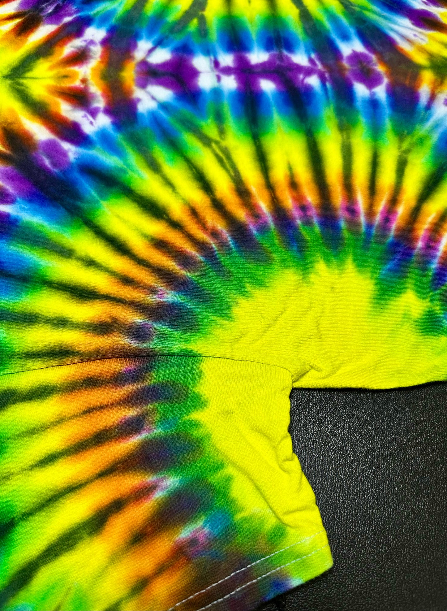 Medium Rainbow Sunburst Tee