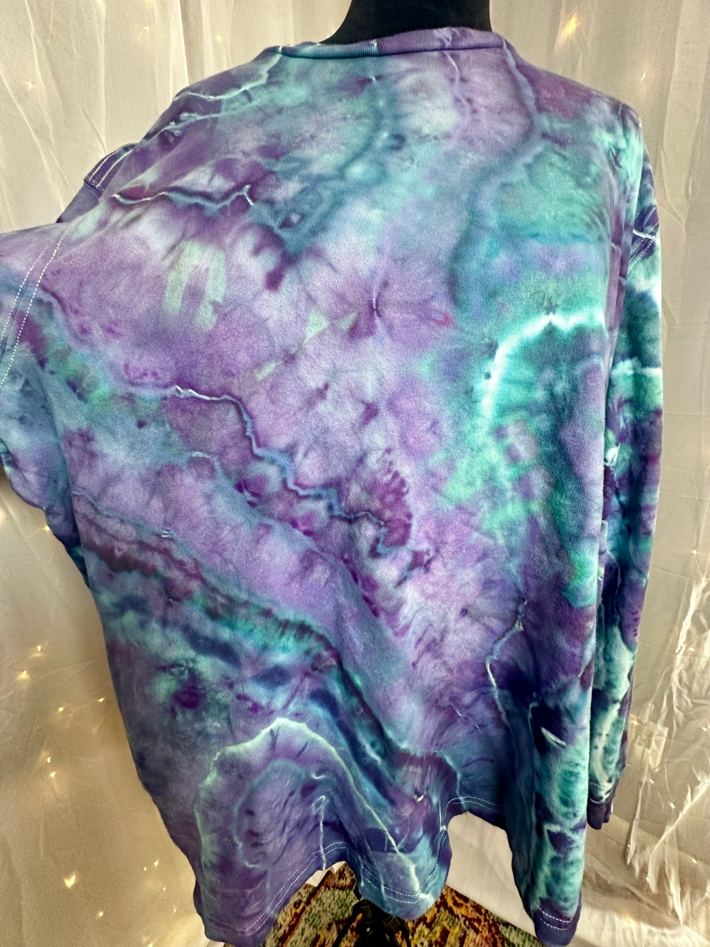 3XL Dreamy Nights Geode Long Sleeve Tee