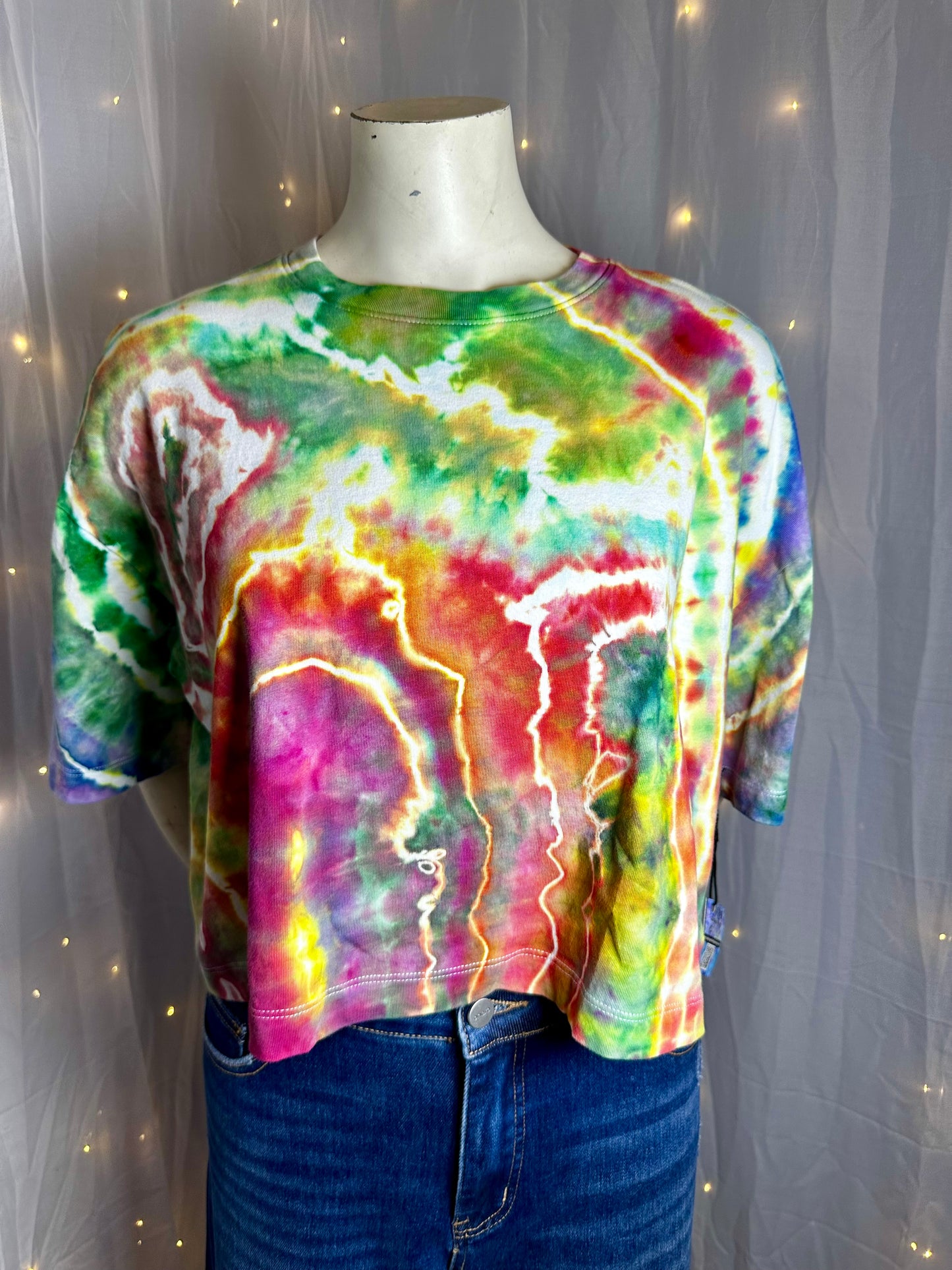 Medium Neon Canyon Surge Crop Top