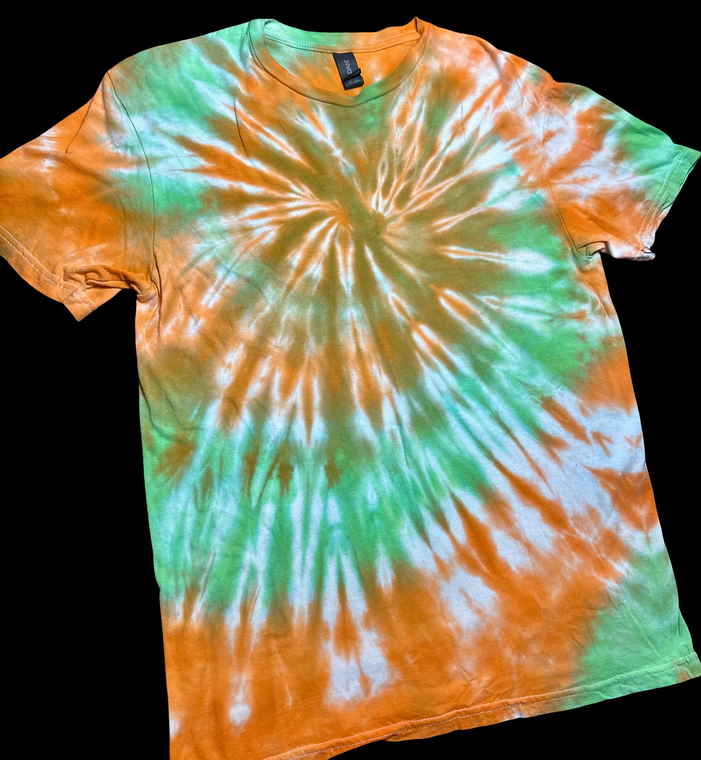Medium Vintage Wash Wave Tee