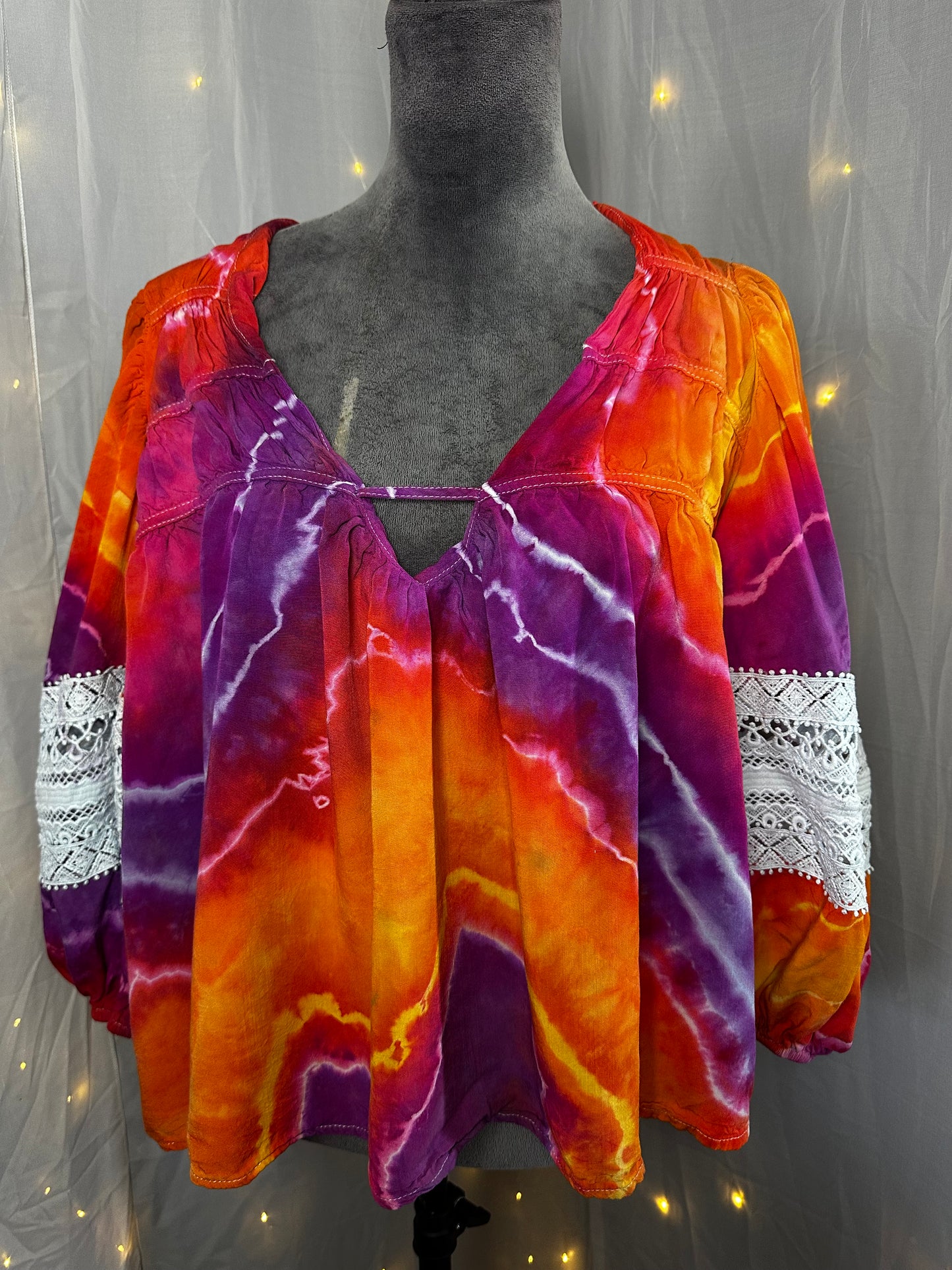 2X Sunset Crush Lantern Sleeve V-Neck Top