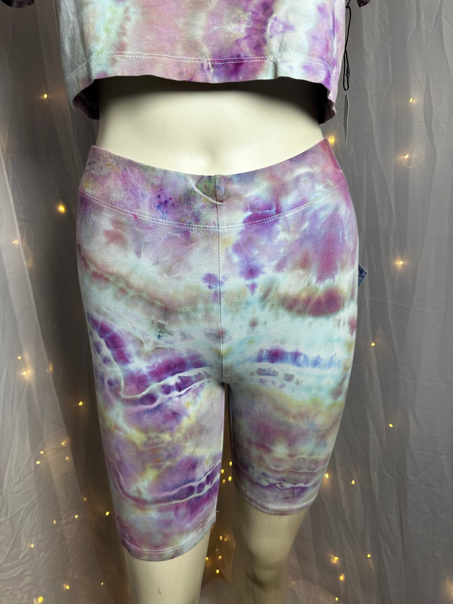 Medium Moonlit Orchid Biker Shorts