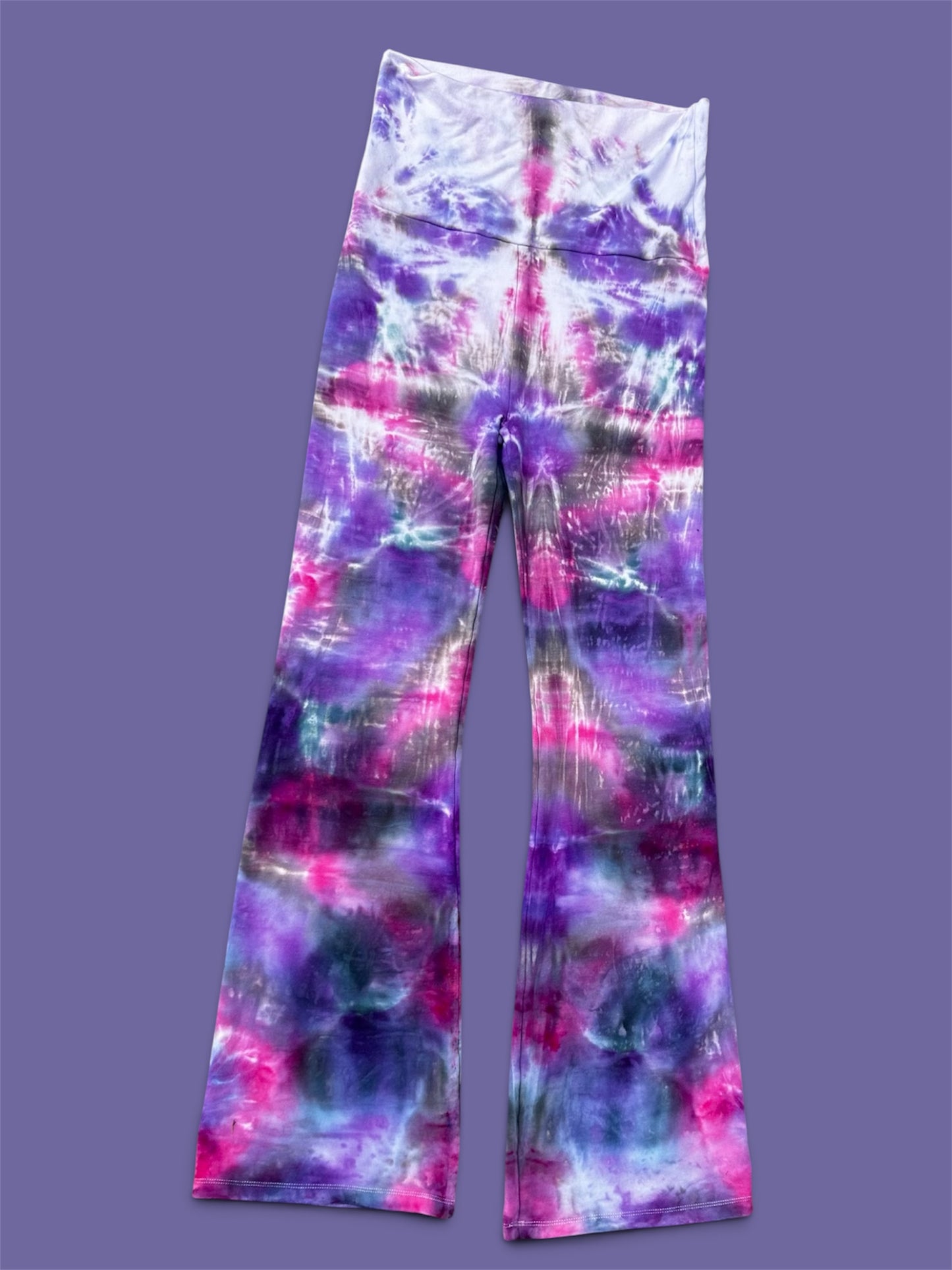 Large Amethyst Aurora Yoga Pants