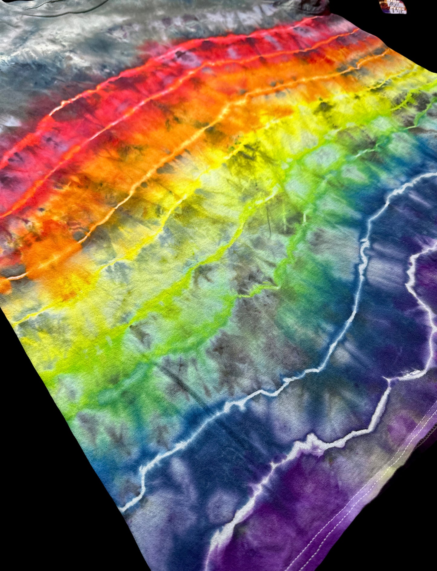 2XL Electric Rainbow Geode Tee