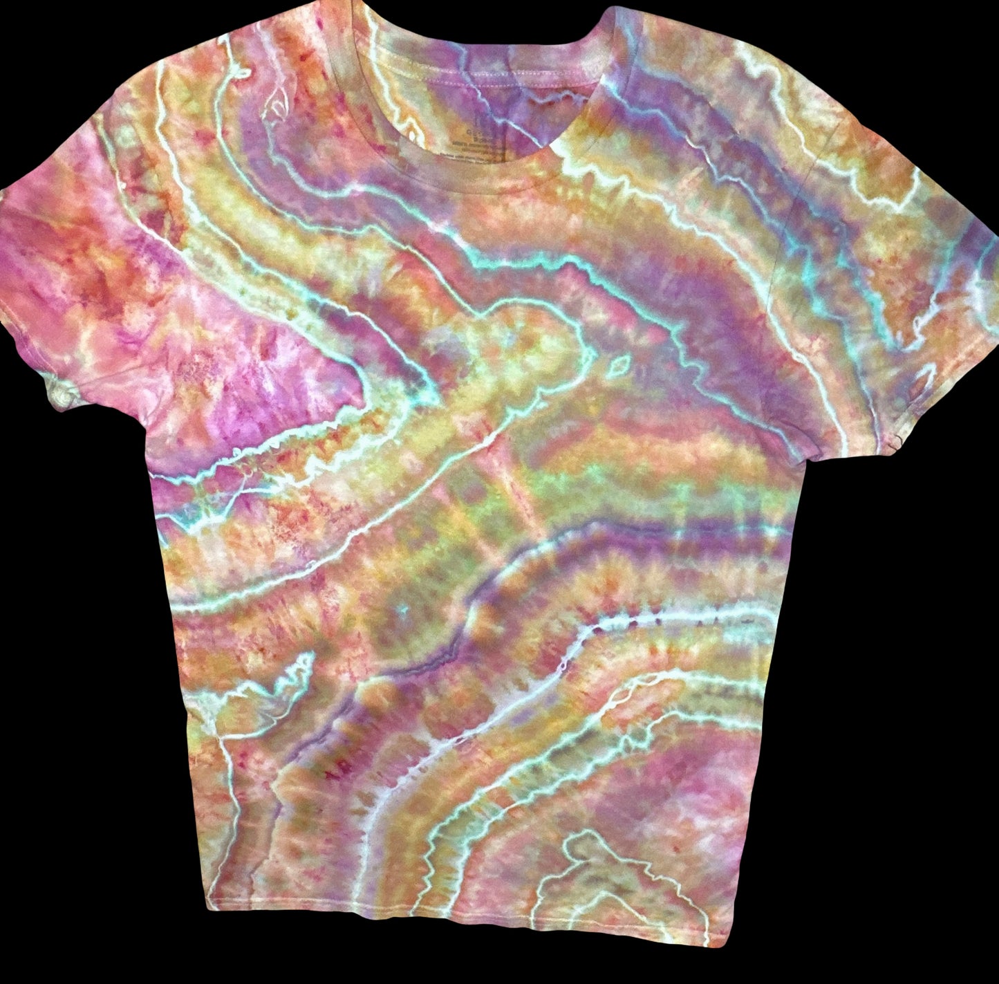 Medium Iridescent Opal Canyon Tee
