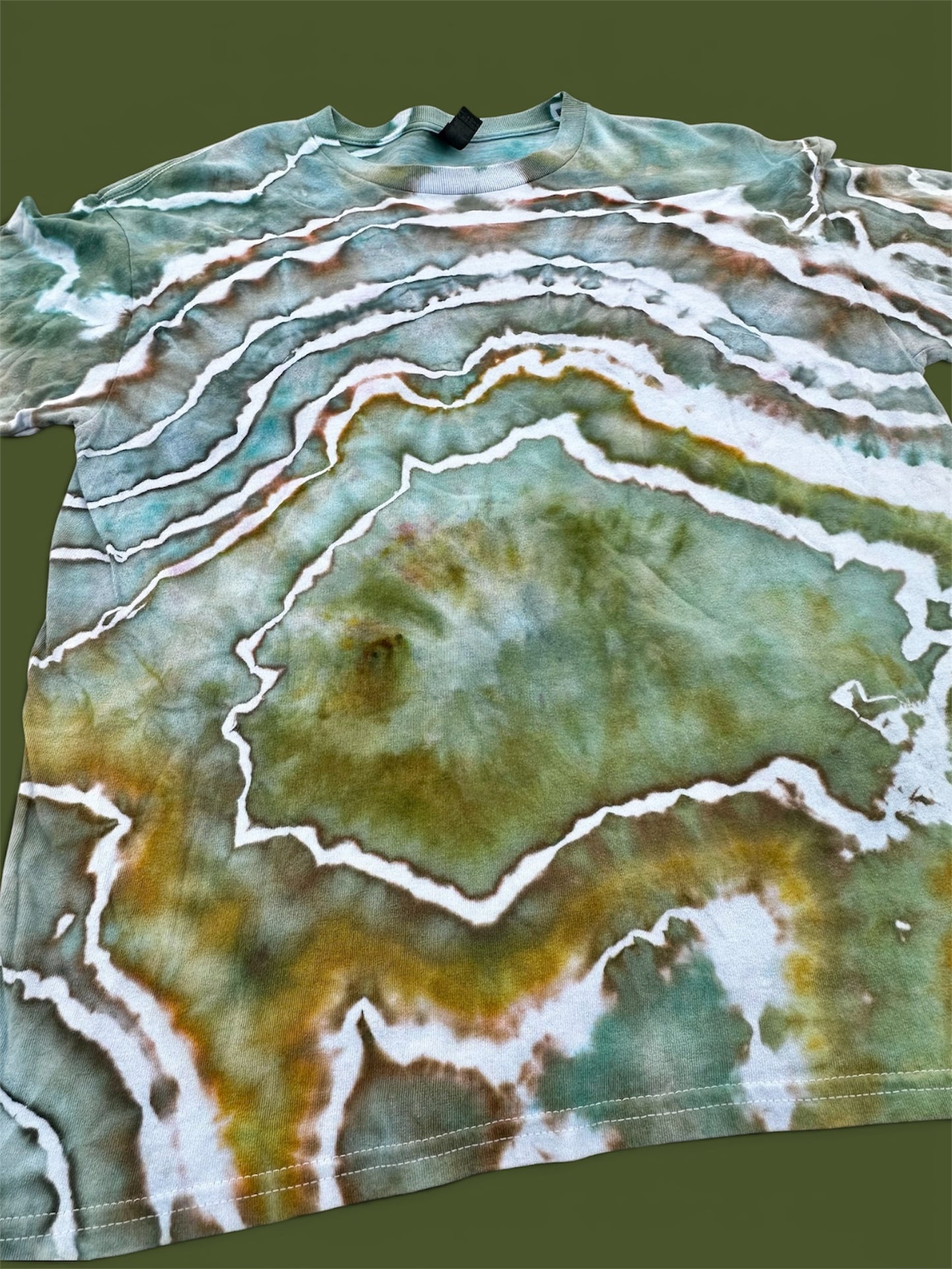 Large Orbital Earthflow Tee