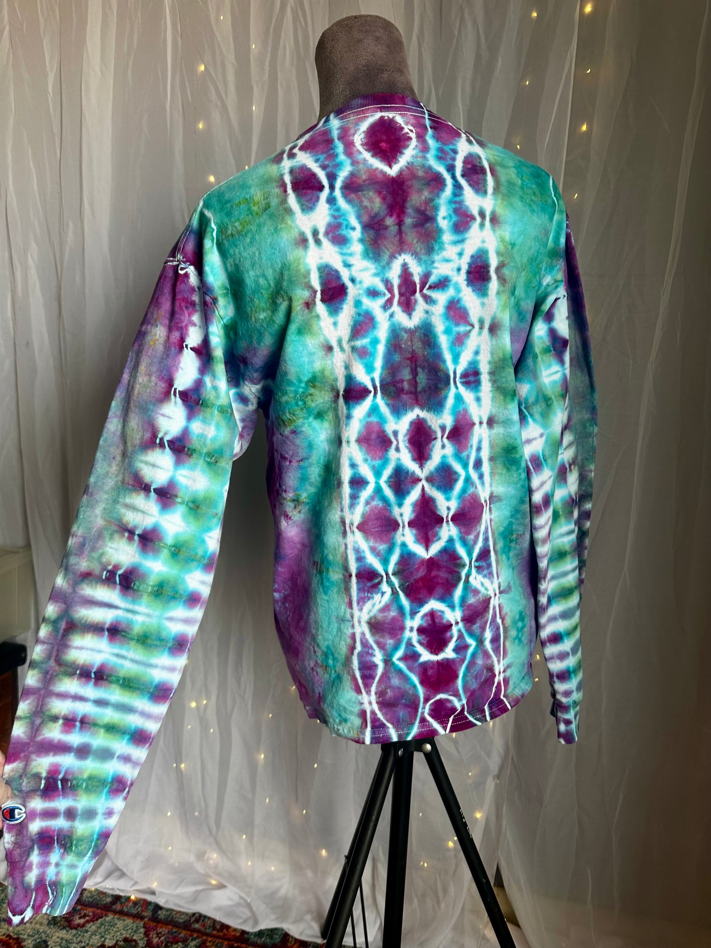 Medium Violet Vortex Long Sleeve T-shirt